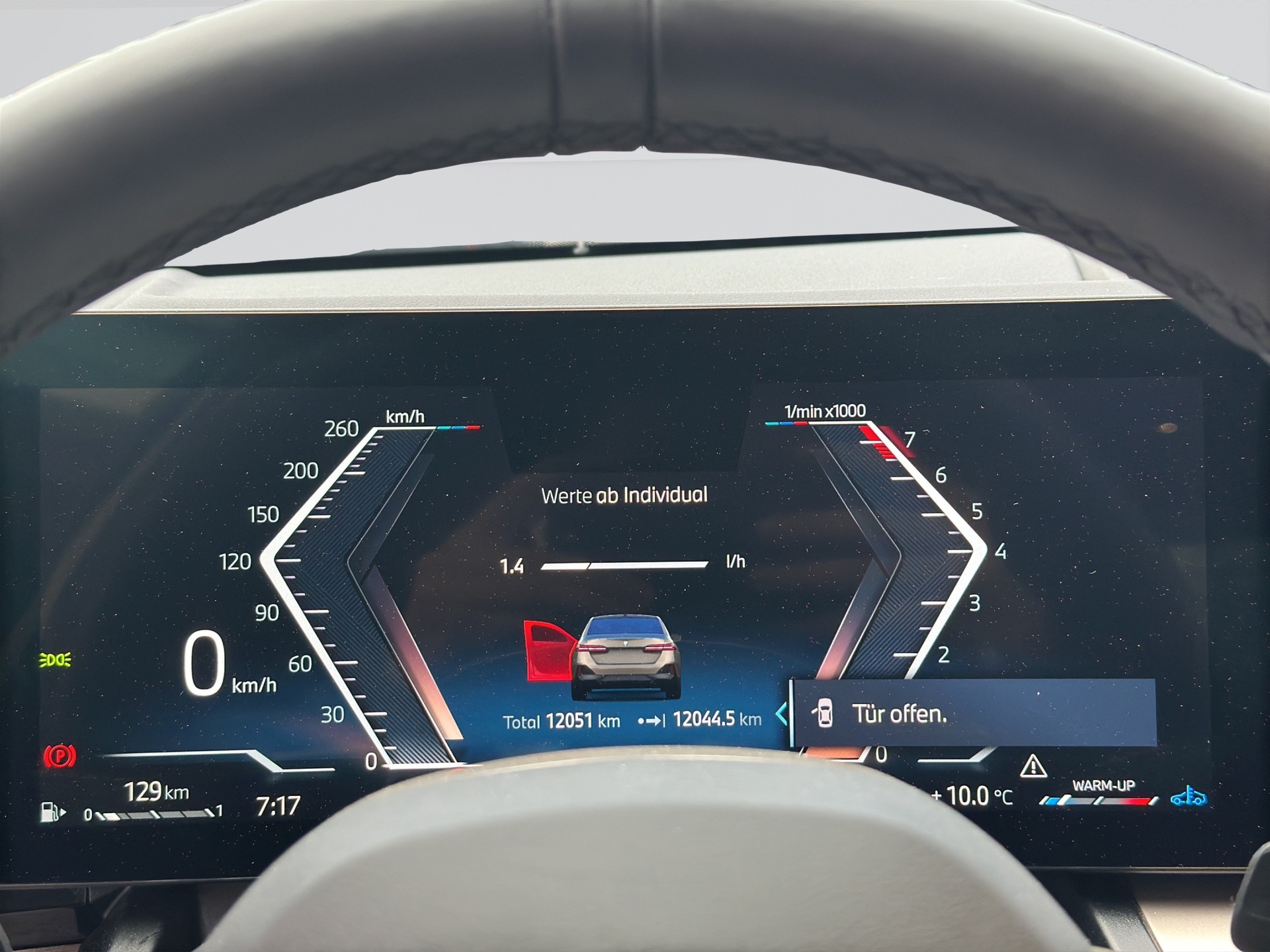 BMW 520i 48V M Sport Steptronic-image-11