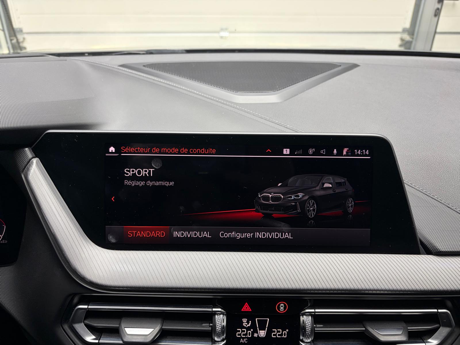 BMW M135i xDrive Steptronic-image-23