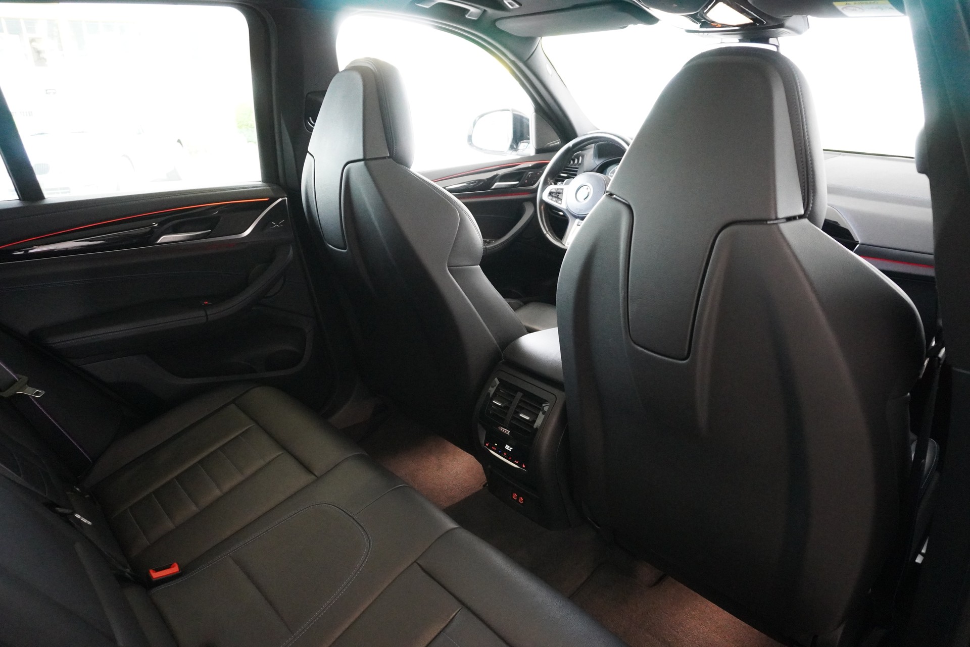 BMW X3 xDrive M40i Steptronic-image-16