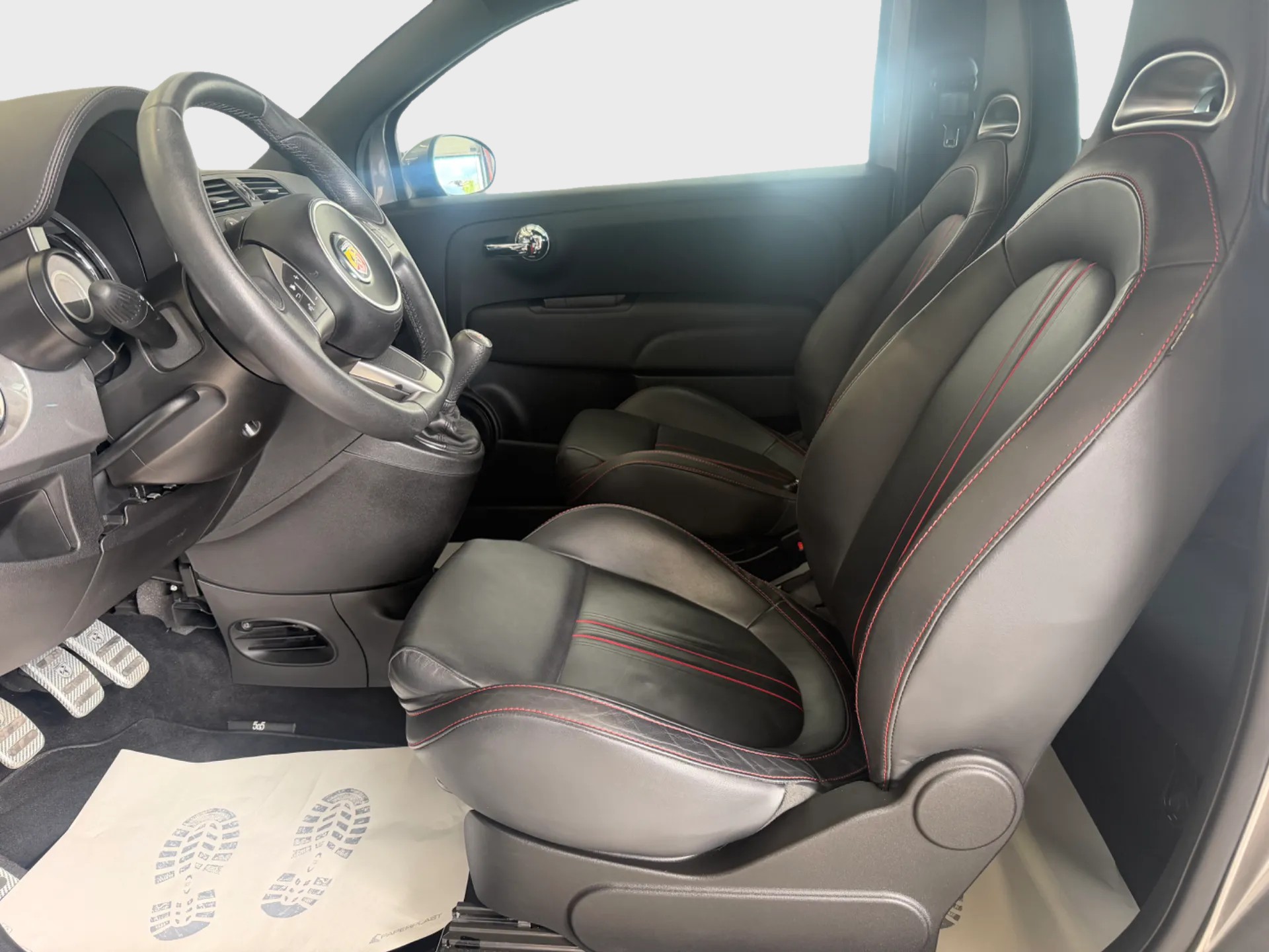 FIAT 595 1.4 16V Turbo Abarth Turismo-image-6