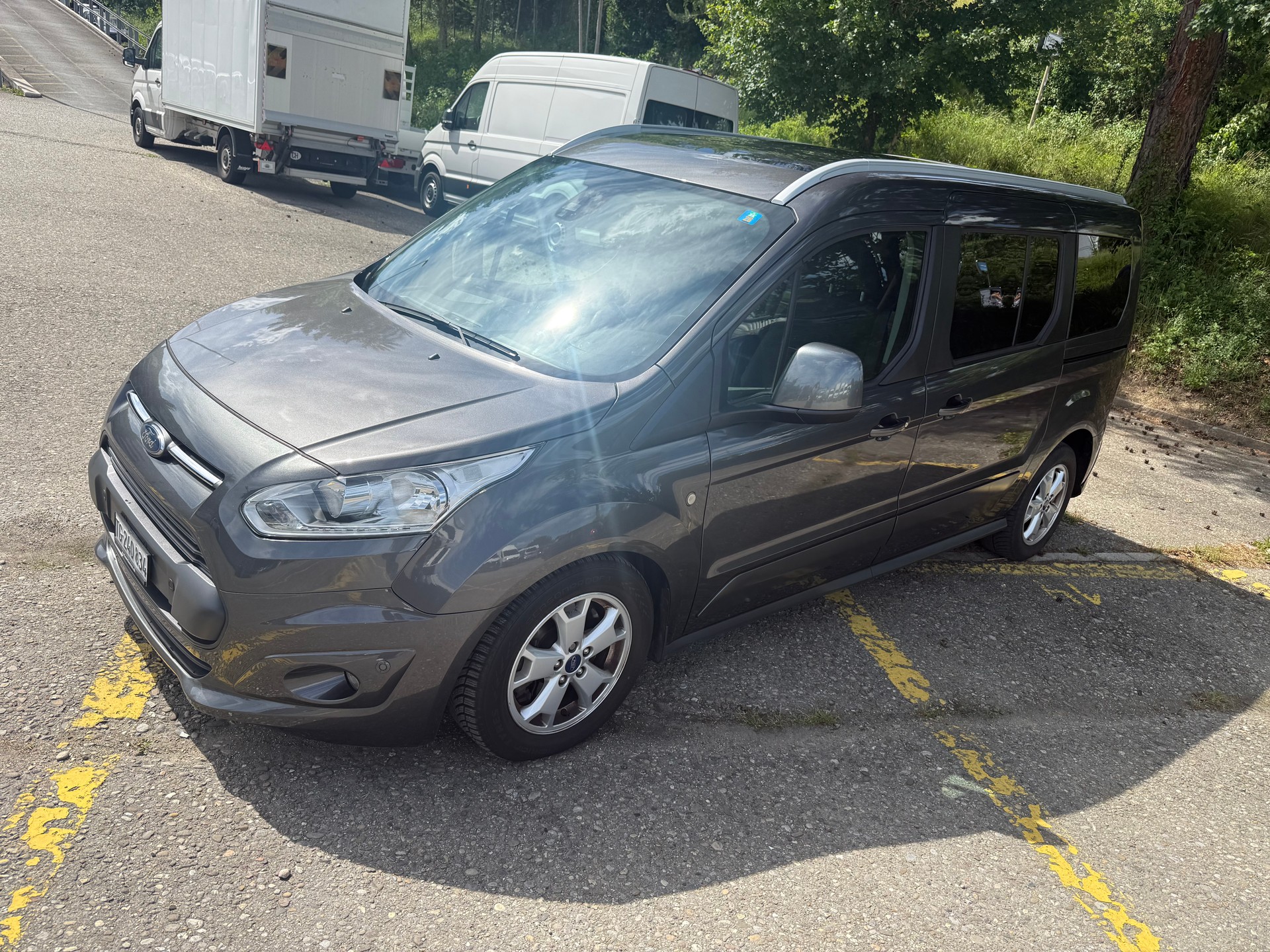 FORD Grand Tourneo Connect 1.5 TDCi Titanium Powershift-image-2