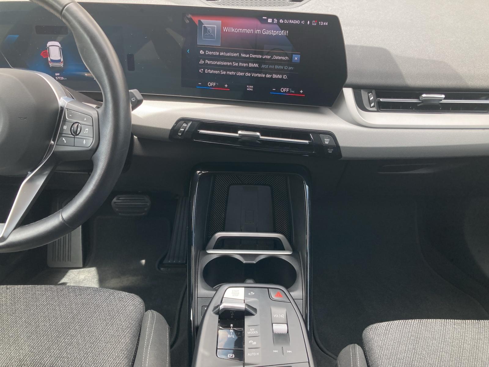 BMW X1 30e xDrive-image-14
