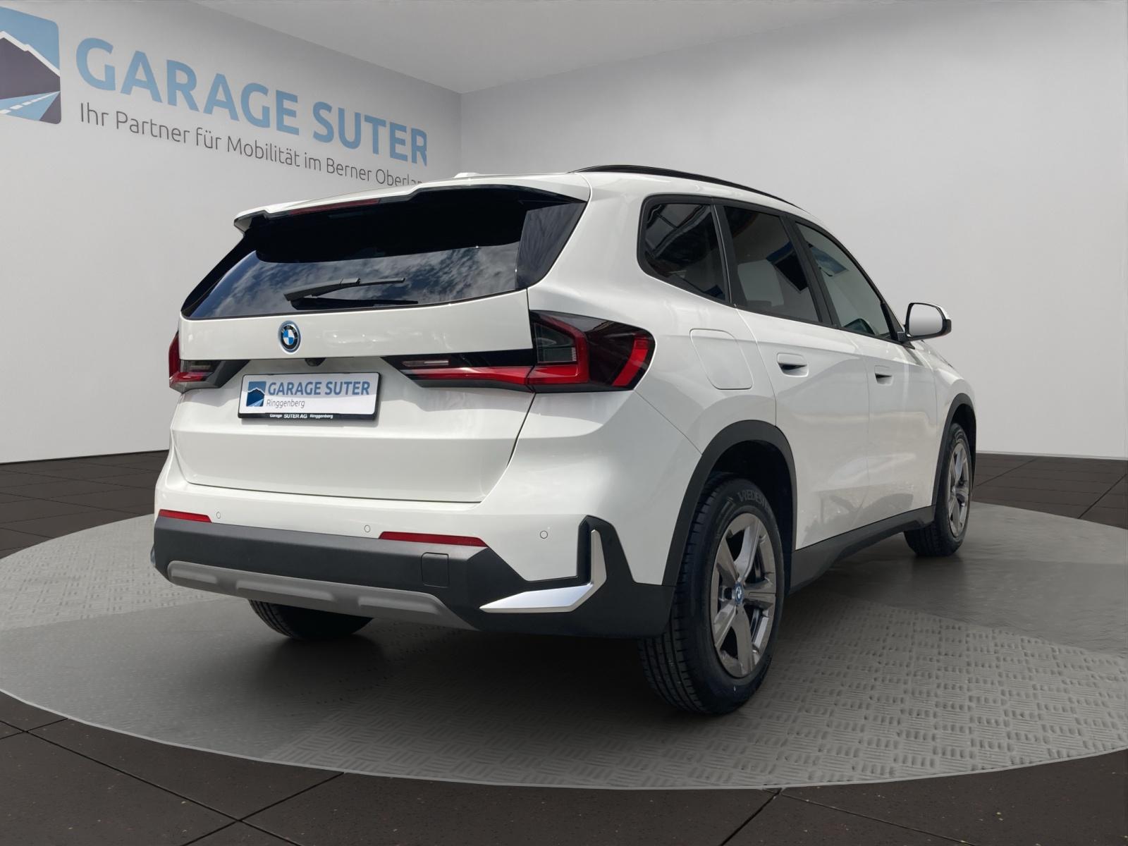 BMW X1 30e xDrive-image-4