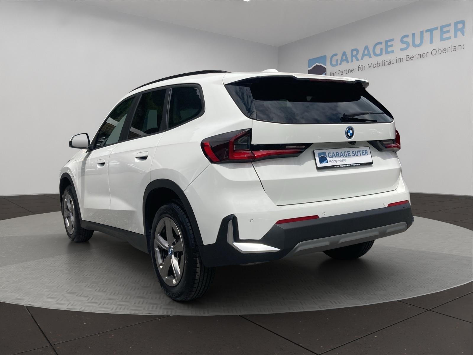 BMW X1 30e xDrive-image-2