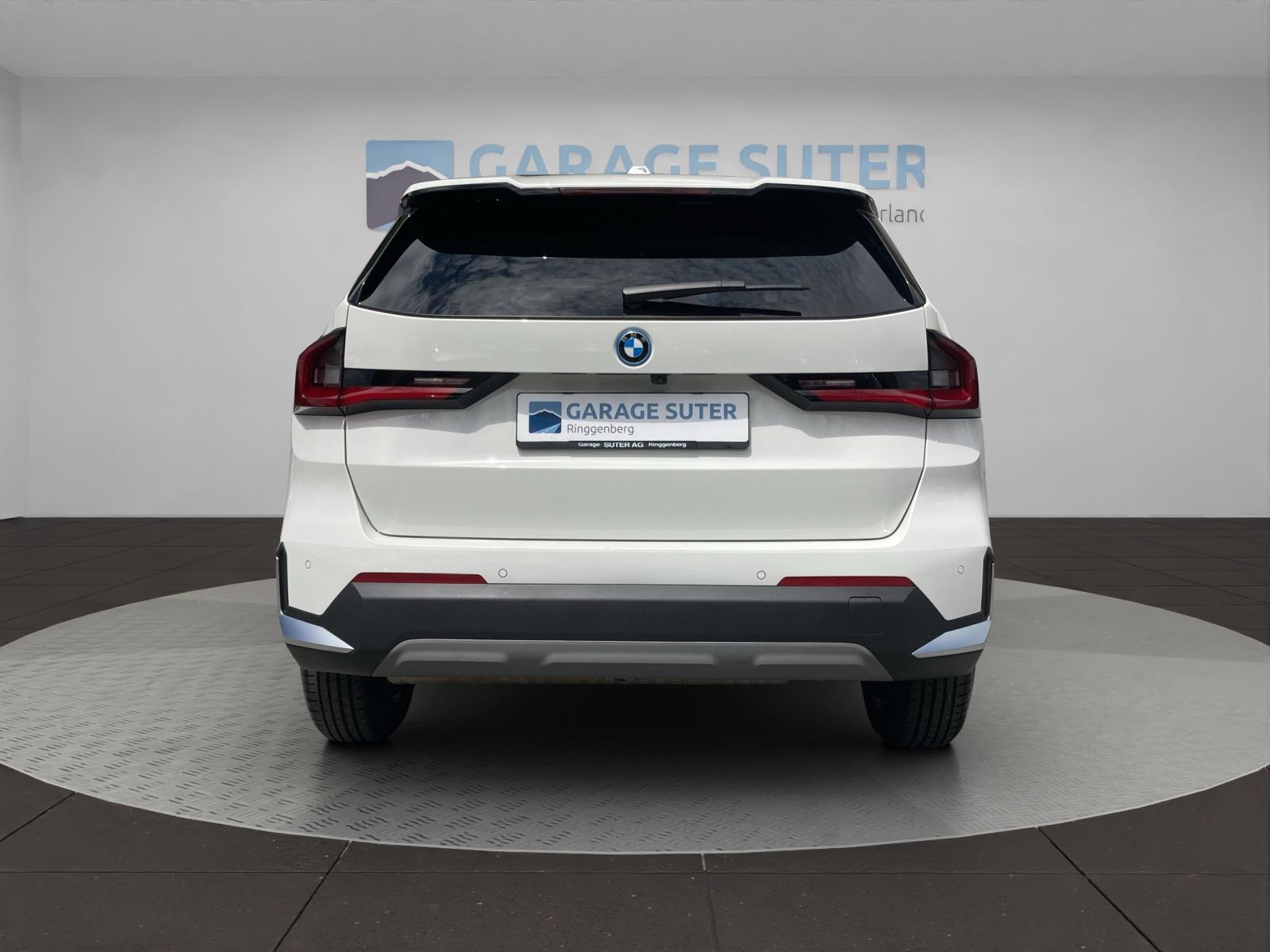 BMW X1 30e xDrive-image-3