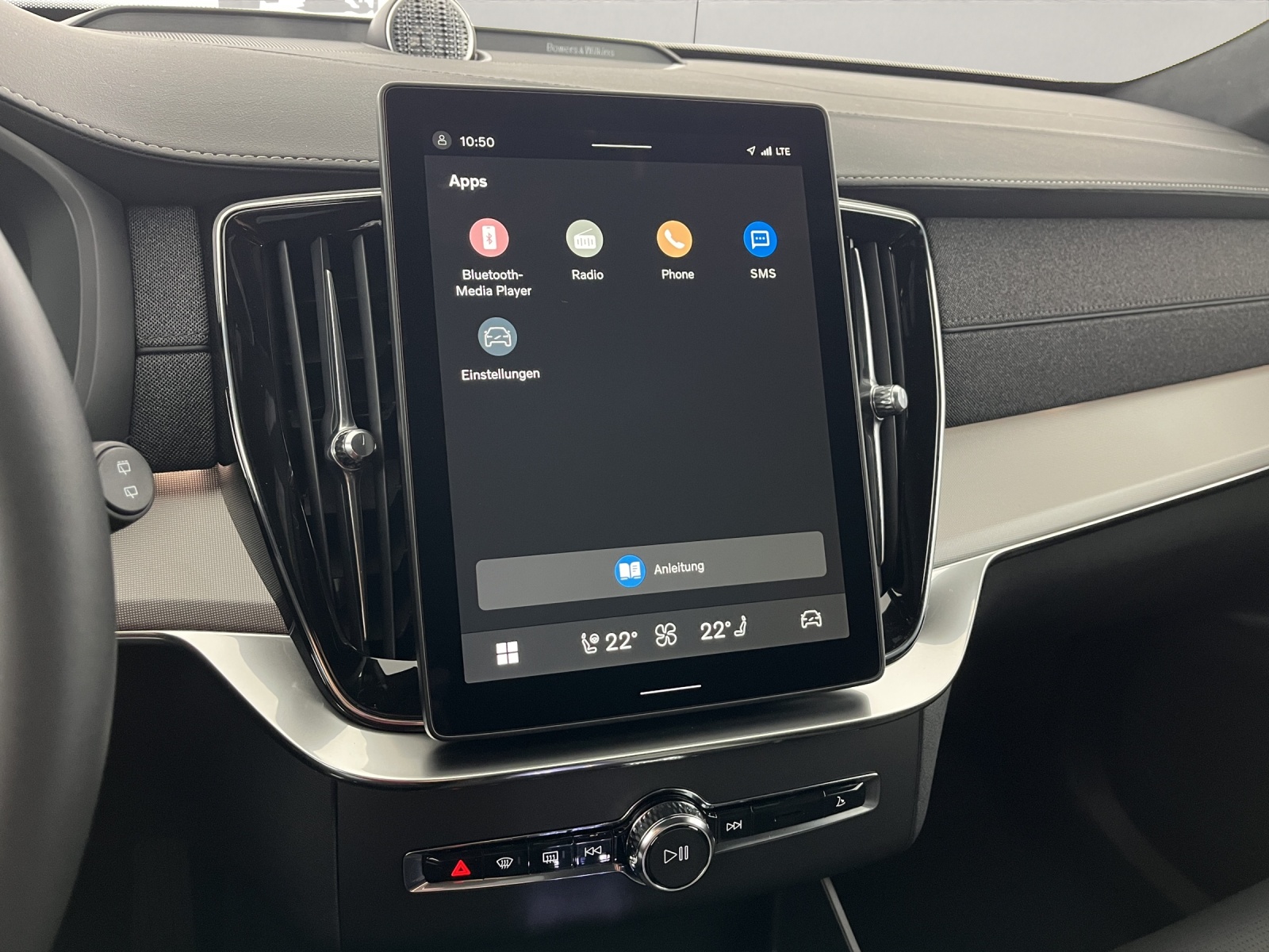 VOLVO XC90 2.0 T8 TE Black Edition eAWD-image-15