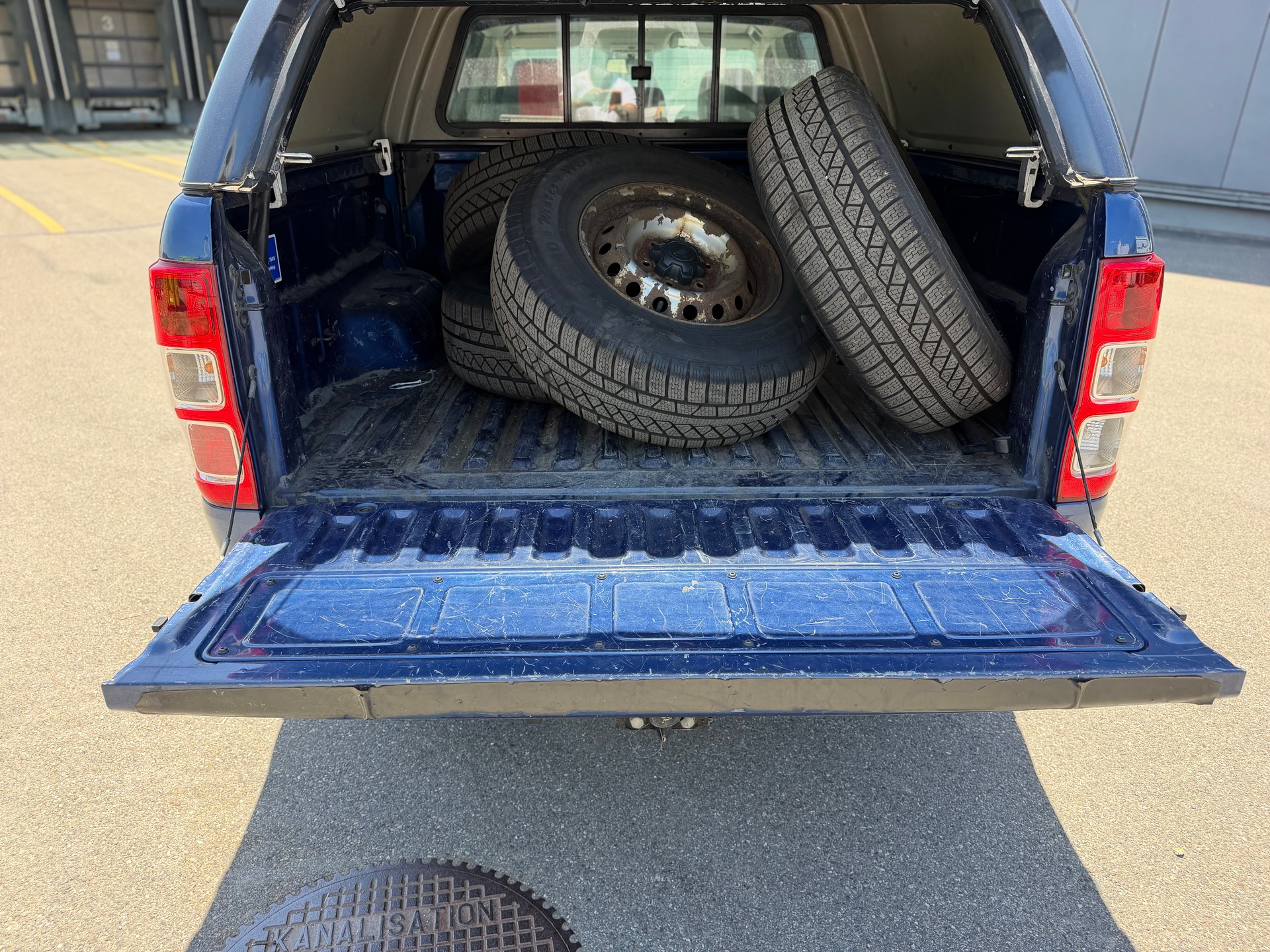 FORD Ranger XL 2.2 TDCi 4x4-image-8