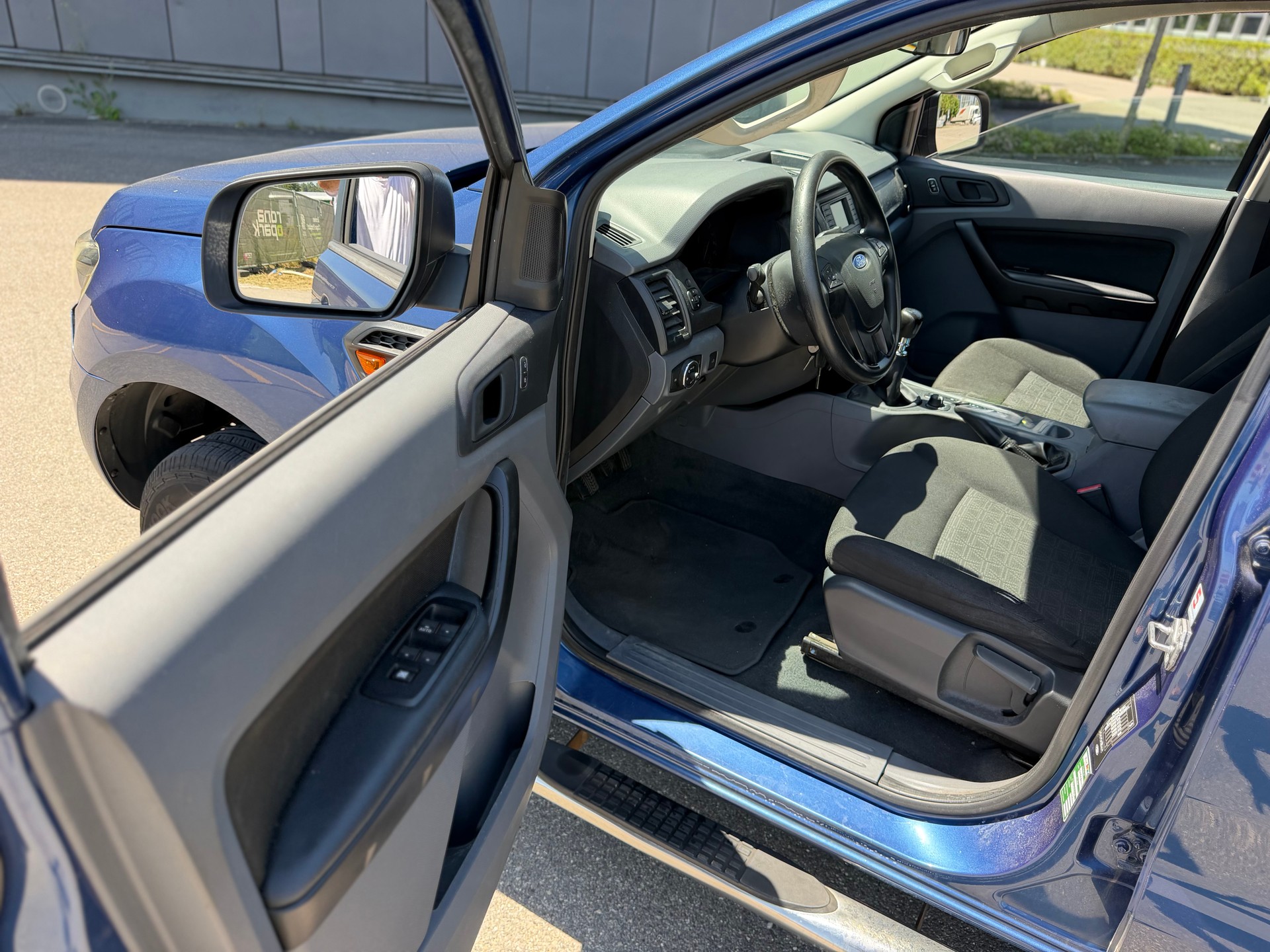 FORD Ranger XL 2.2 TDCi 4x4-image-16