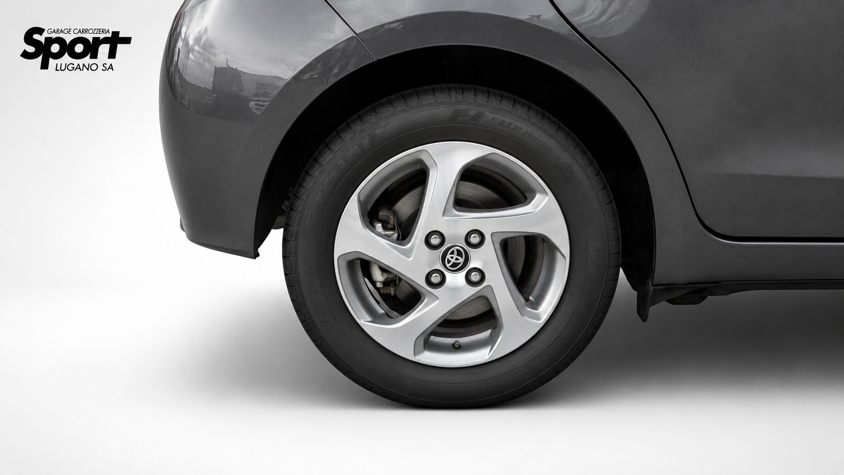 TOYOTA Yaris 1.5 VVT-i Hybrid Trend e-CVT-image-9