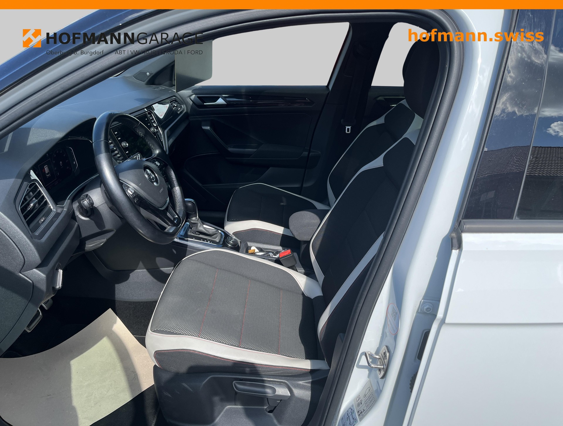 VW T-Roc 2.0 TSI Sport DSG 4Motion-image-7