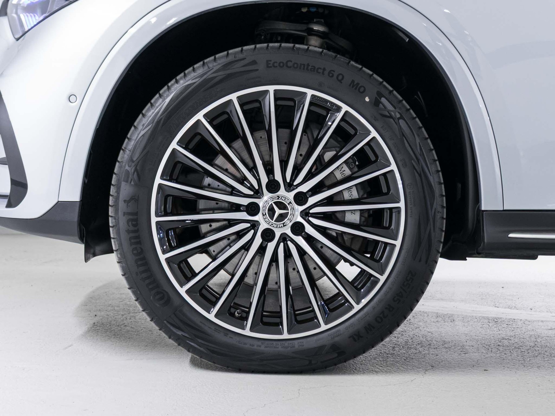MERCEDES-BENZ GLC 300 e 4MATIC-image-14