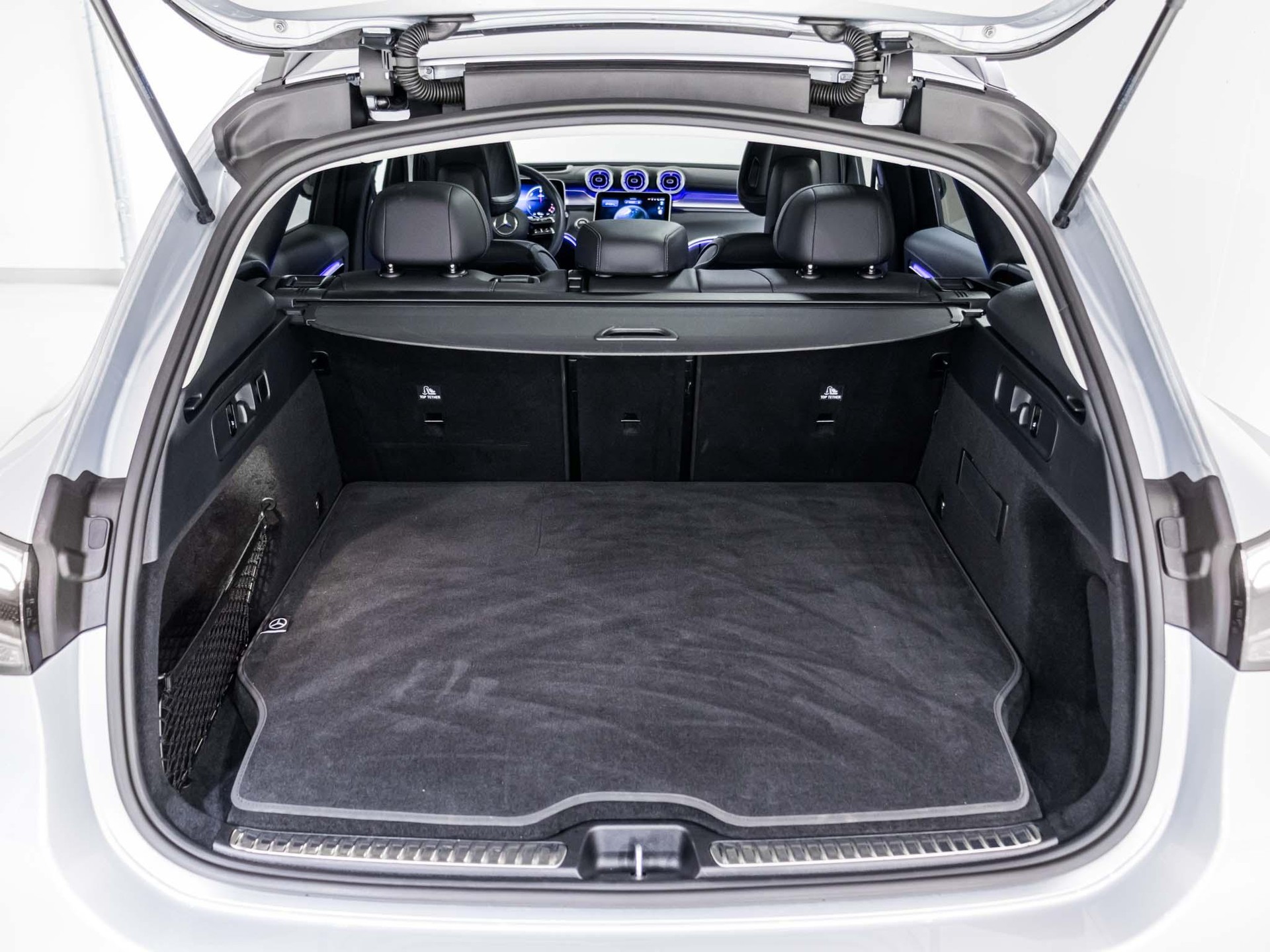 MERCEDES-BENZ GLC 300 e 4MATIC-image-13