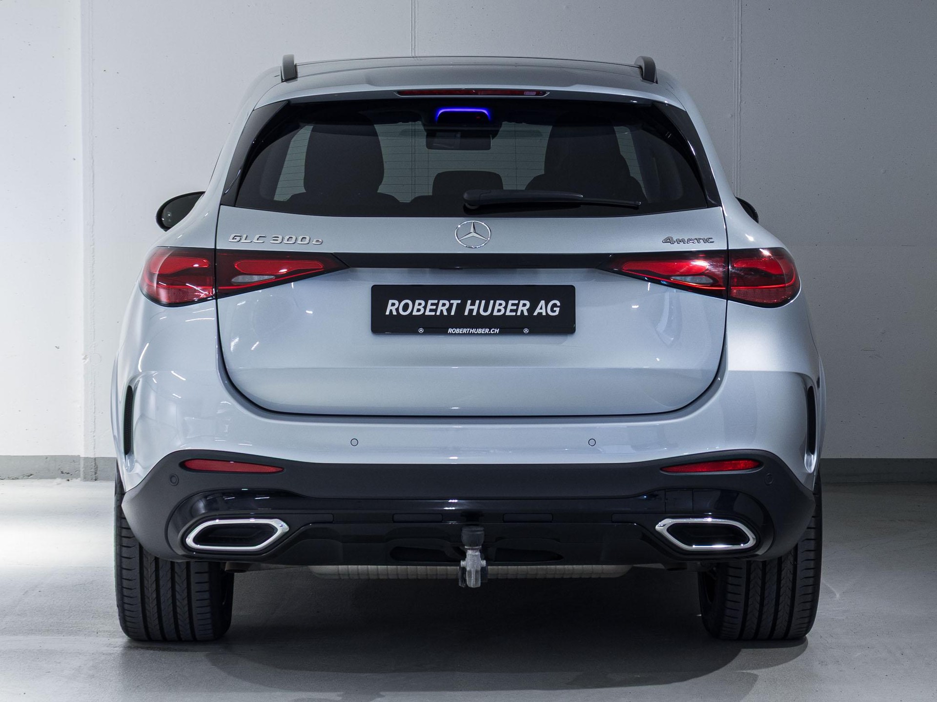 MERCEDES-BENZ GLC 300 e 4MATIC-image-5