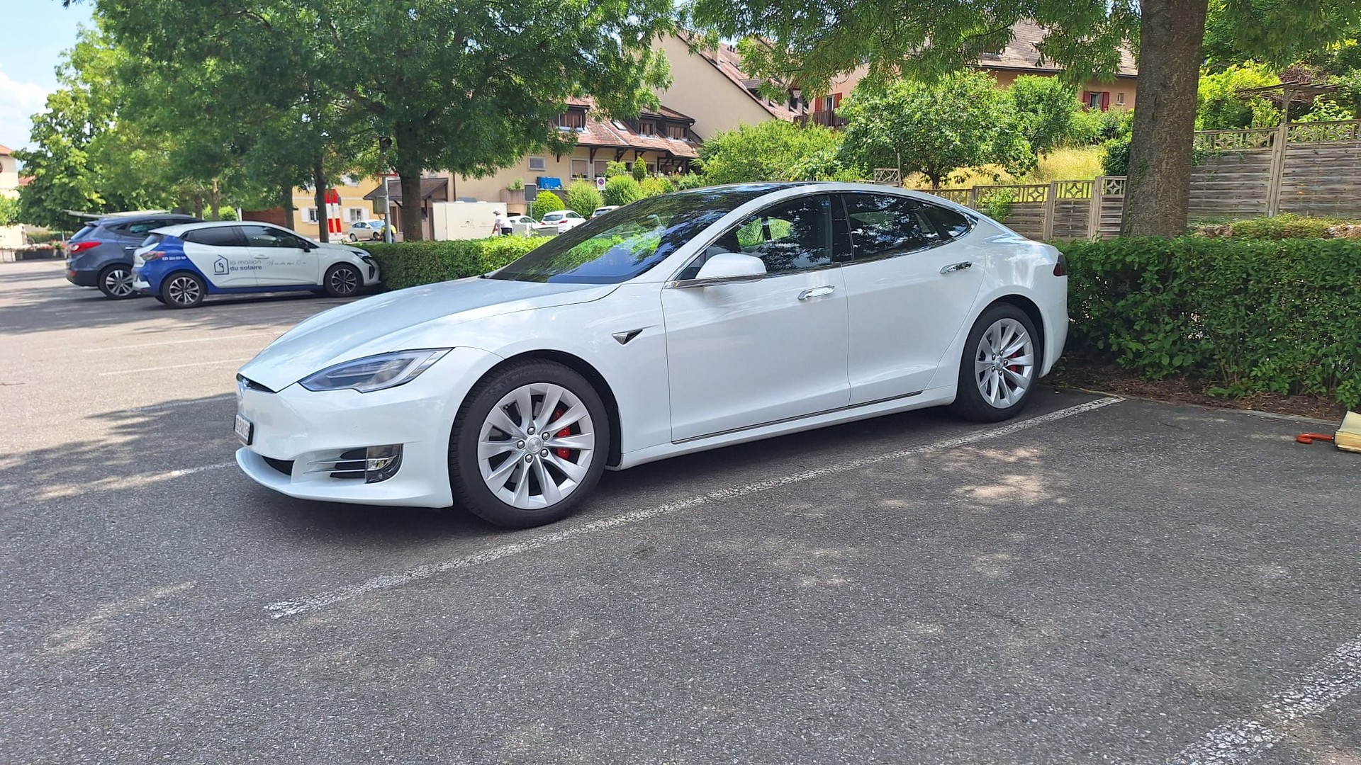TESLA 100 Performance D-image-0