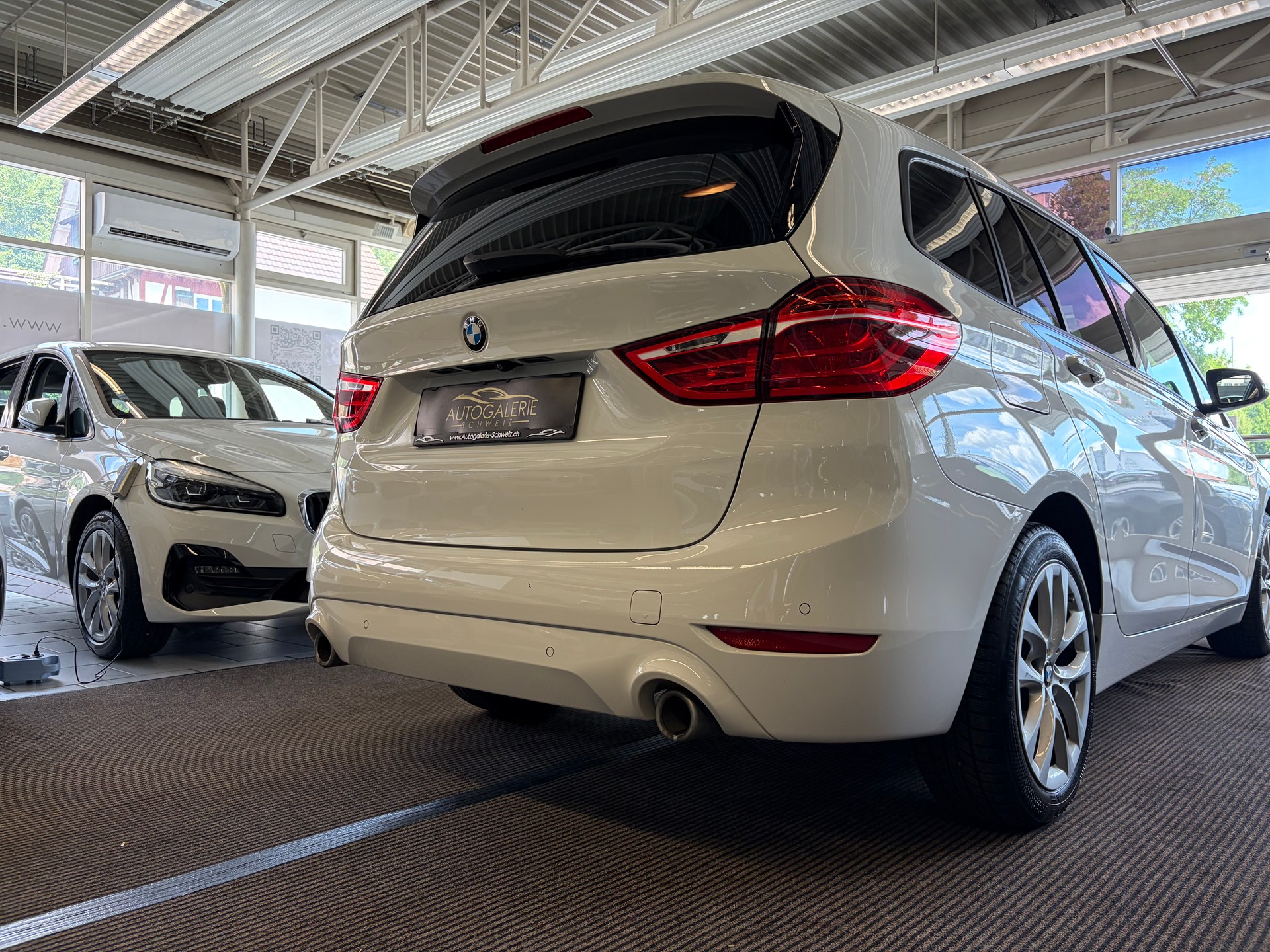 BMW 220d xDrive Gran Tourer | CH Fzg. | Driving Assistant Plus | Kamera | LED Scheinw. | HeadUp | Sportsitze |-image-27