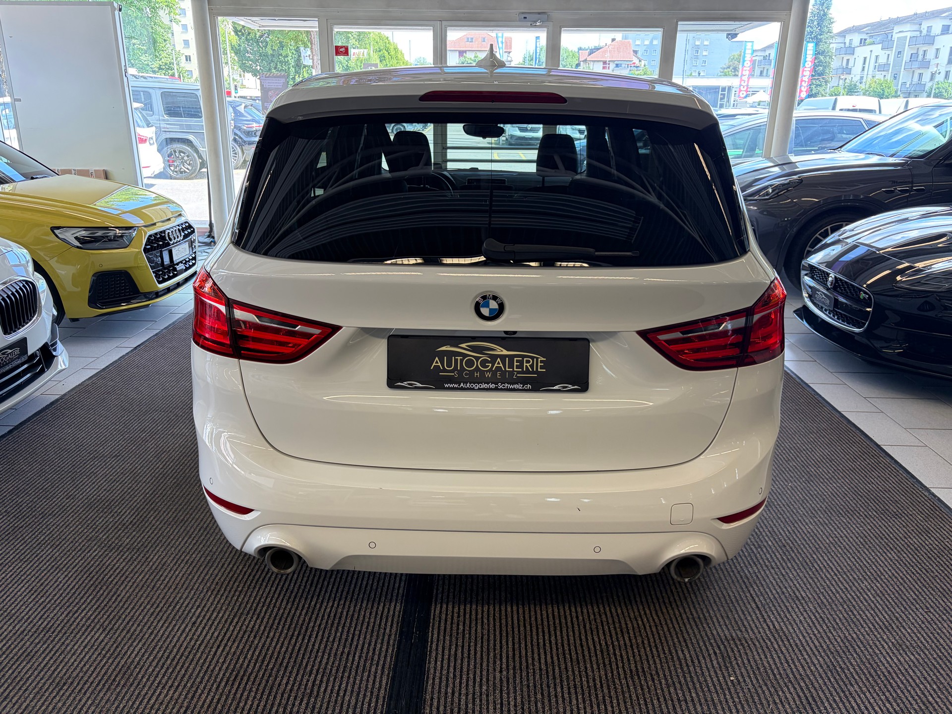 BMW 220d xDrive Gran Tourer | CH Fzg. | Driving Assistant Plus | Kamera | LED Scheinw. | HeadUp | Sportsitze |-image-24