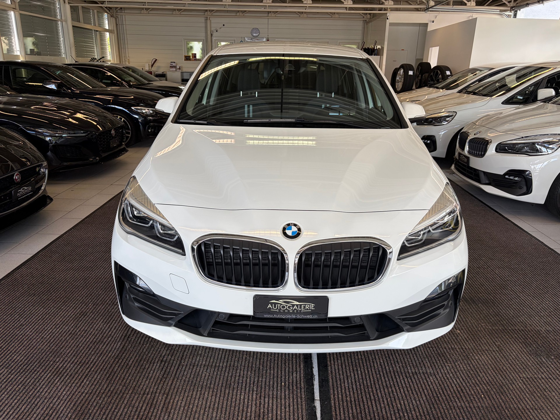 BMW 220d xDrive Gran Tourer | CH Fzg. | Driving Assistant Plus | Kamera | LED Scheinw. | HeadUp | Sportsitze |-image-34