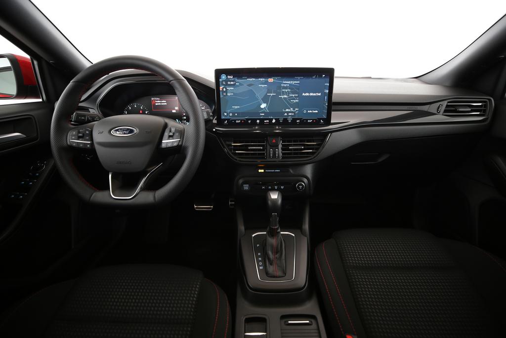 FORD Focus 1.0i EcoB Hybrid 155 ST-Line Style-image-4