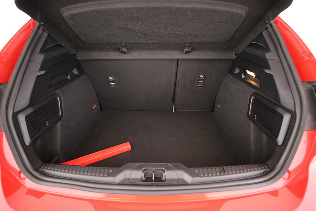 FORD Focus 1.0i EcoB Hybrid 155 ST-Line Style-image-7