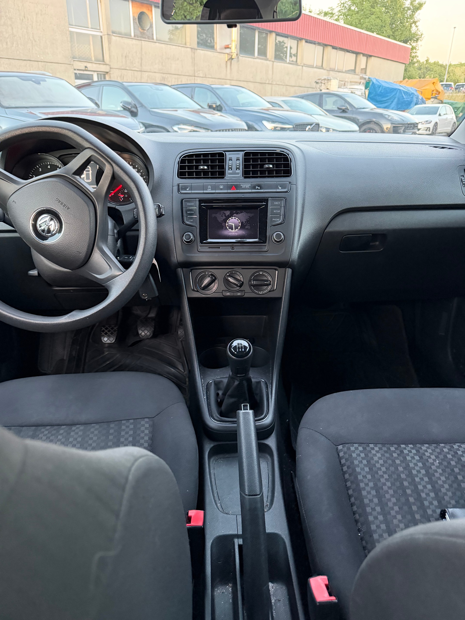 VW POLO-image-2