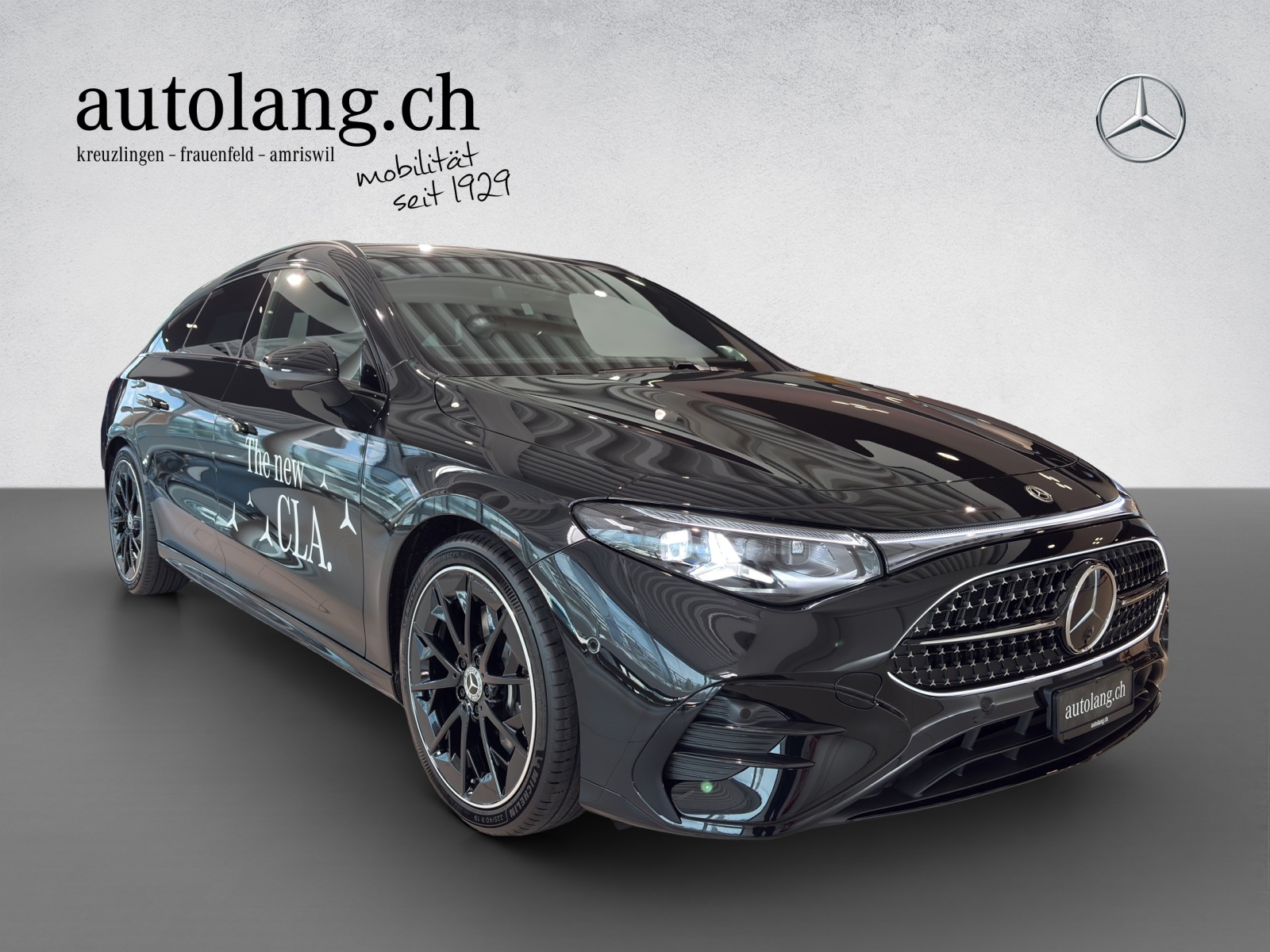 MERCEDES-BENZ CLA 220 4Matic AMG Line Shooting Brake-image-5