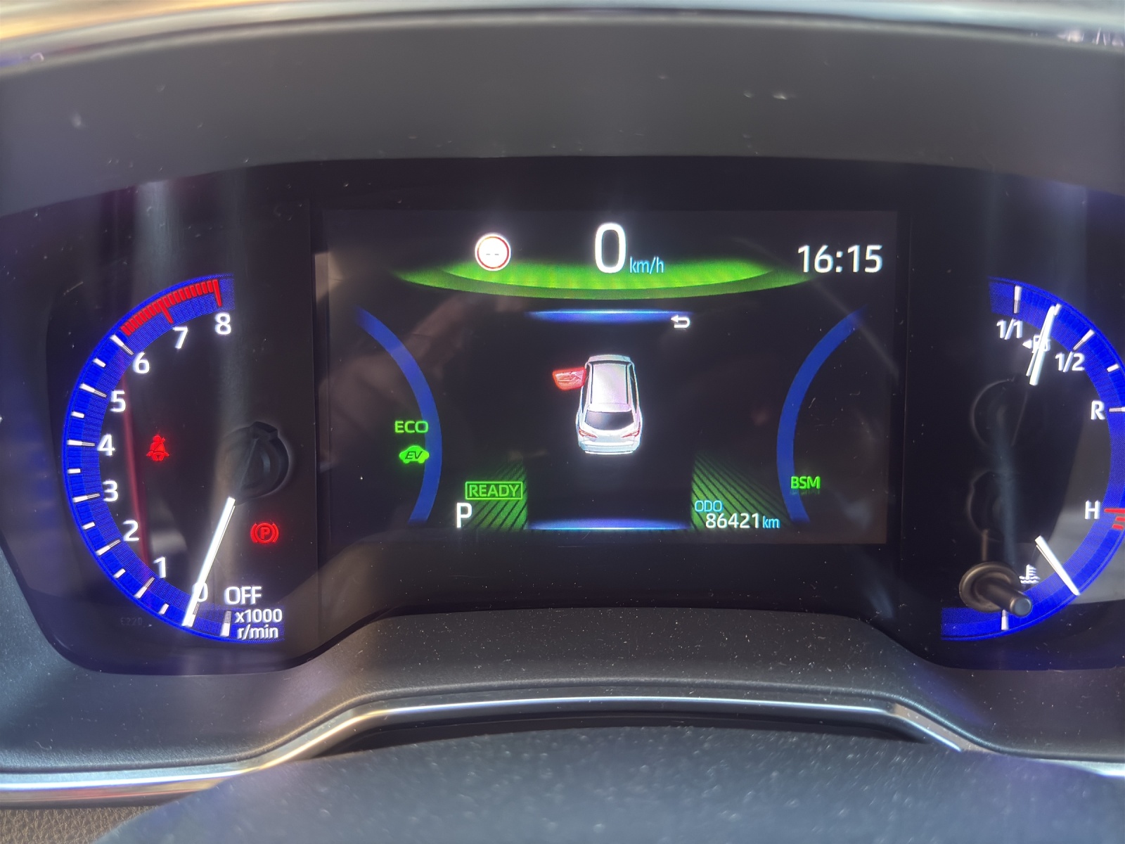 TOYOTA Corolla Touring Sports 2.0 HSD Premium e-CVT-image-24