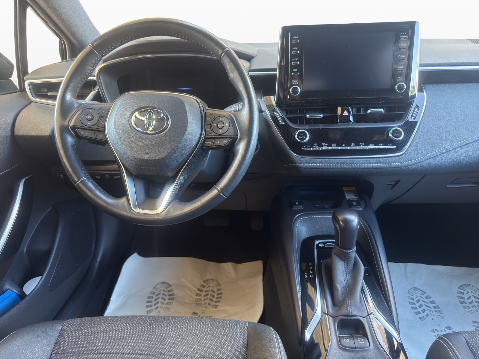 TOYOTA Corolla Touring Sports 2.0 HSD Premium e-CVT-image-12