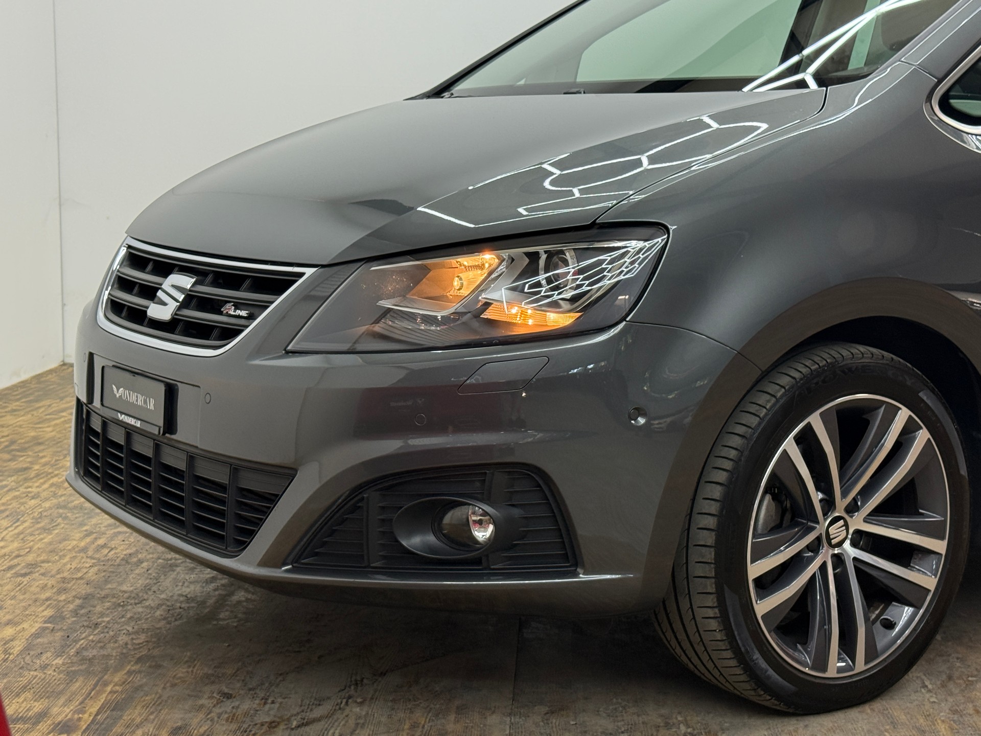 SEAT Alhambra 2.0 TSI FR Line DSG-image-3