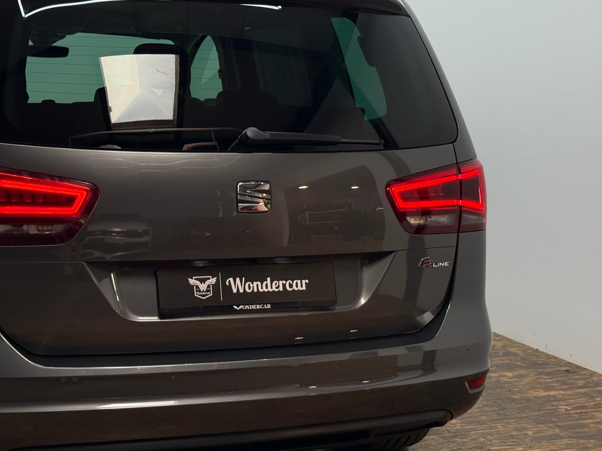 SEAT Alhambra 2.0 TSI FR Line DSG-image-11