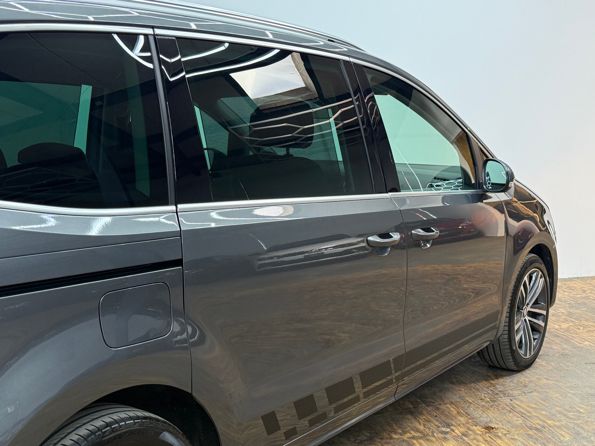 SEAT Alhambra 2.0 TSI FR Line DSG-image-14