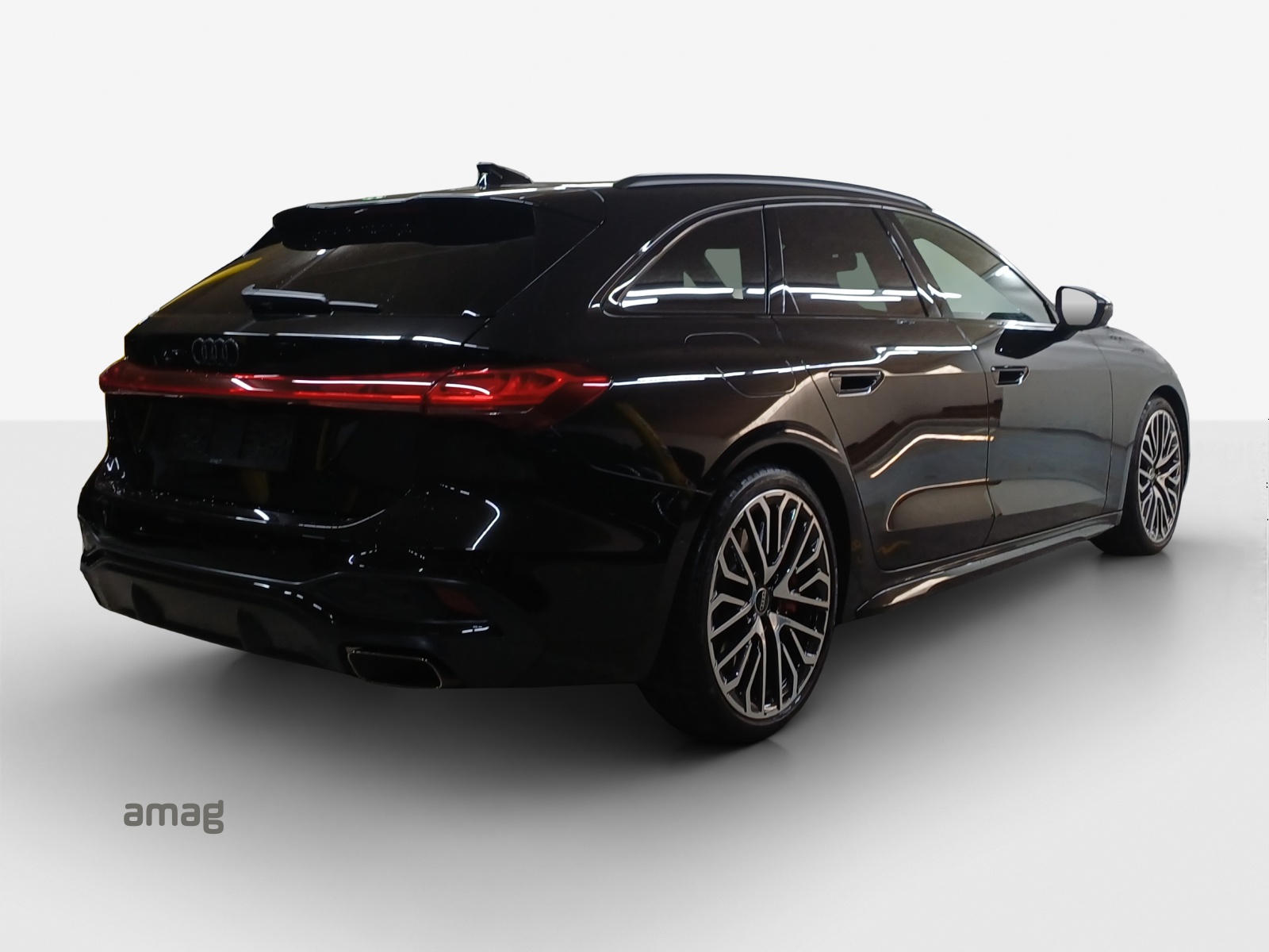 AUDI A5 Avant e-hybrid quattro 270 kW S tronic-image-4