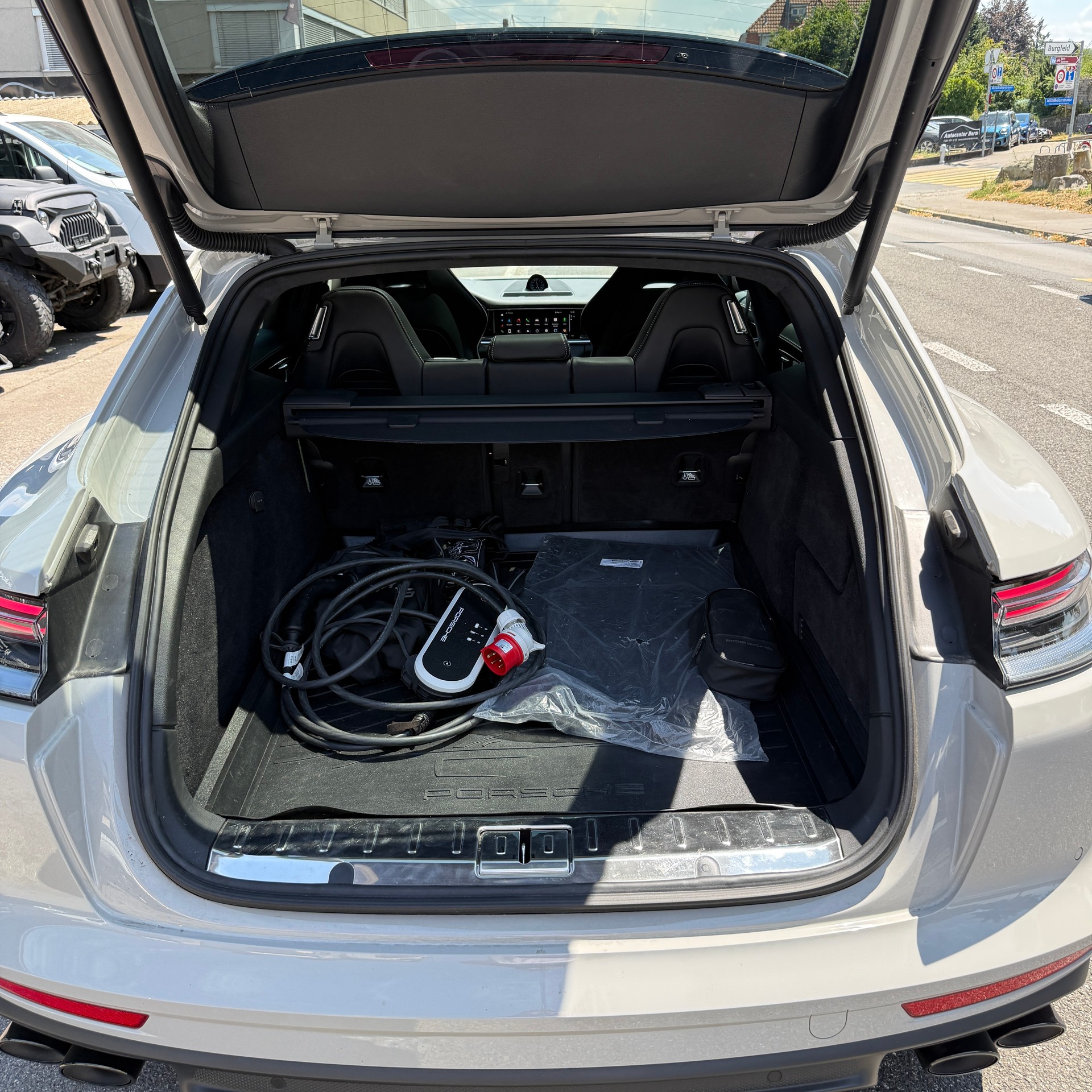 PORSCHE Panamera Turbo S E-Hybrid Sport Turismo PDK-image-15