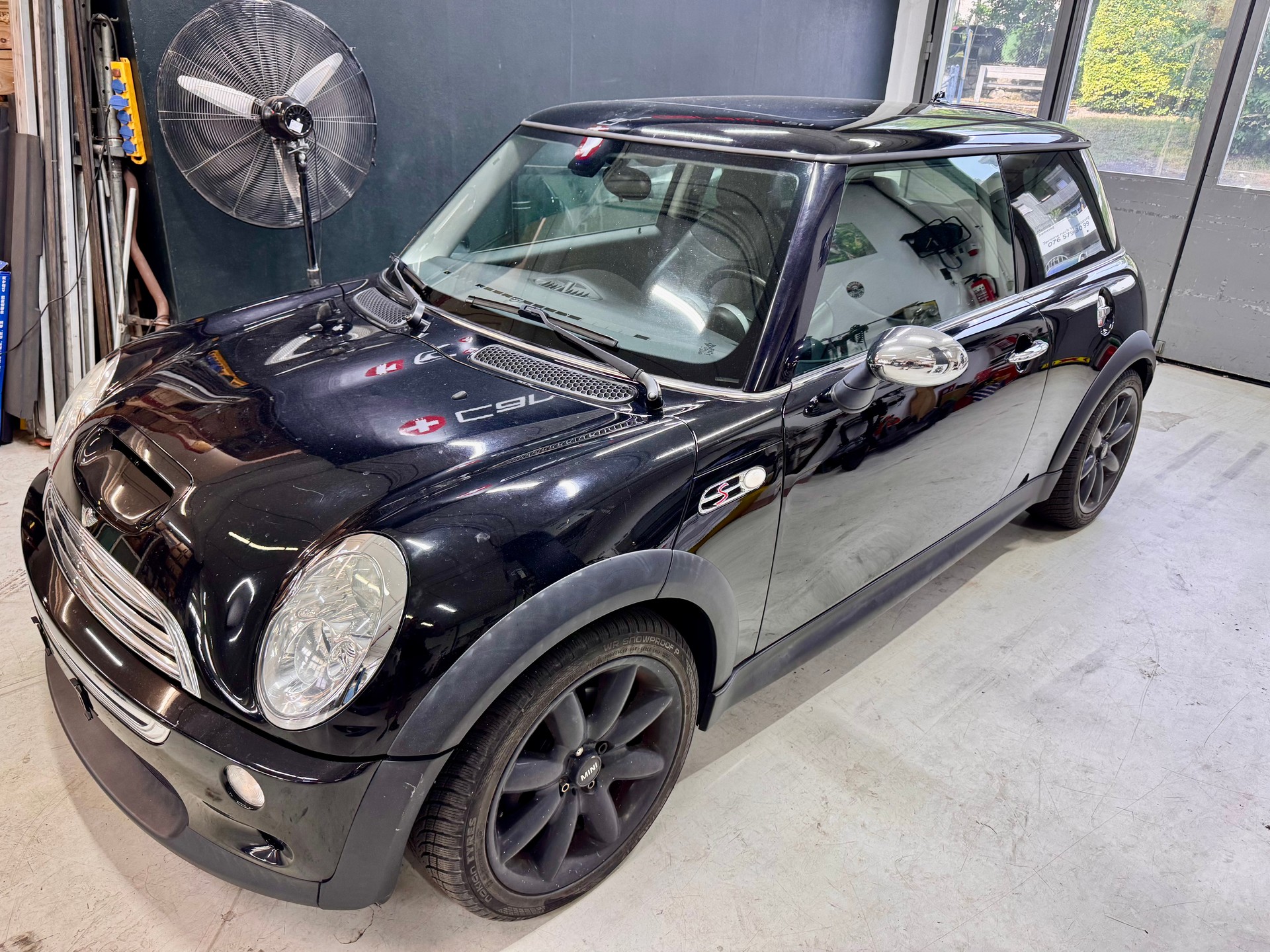 MINI Mini Cooper S-image-1