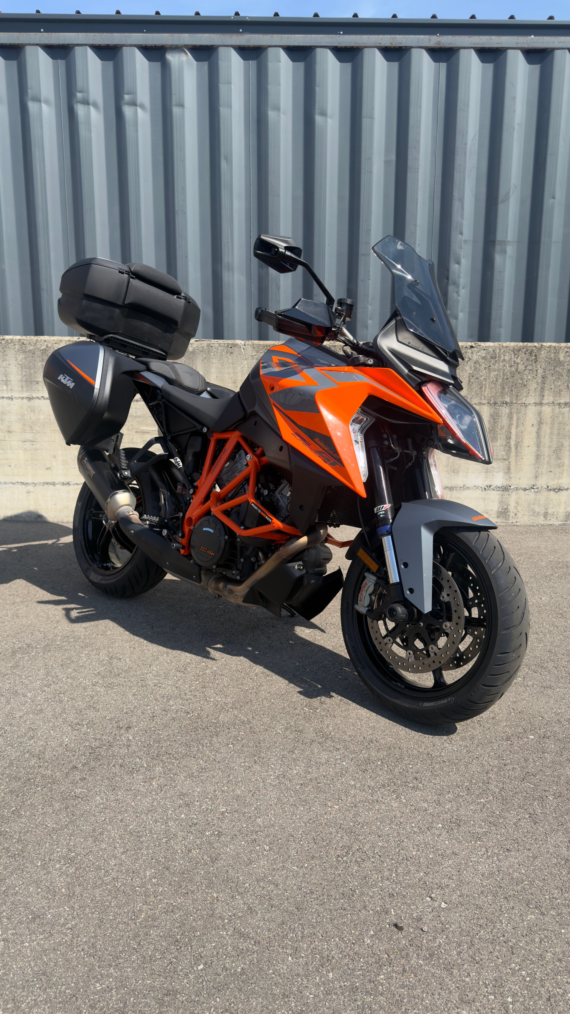 KTM 1290 Super Duke GT