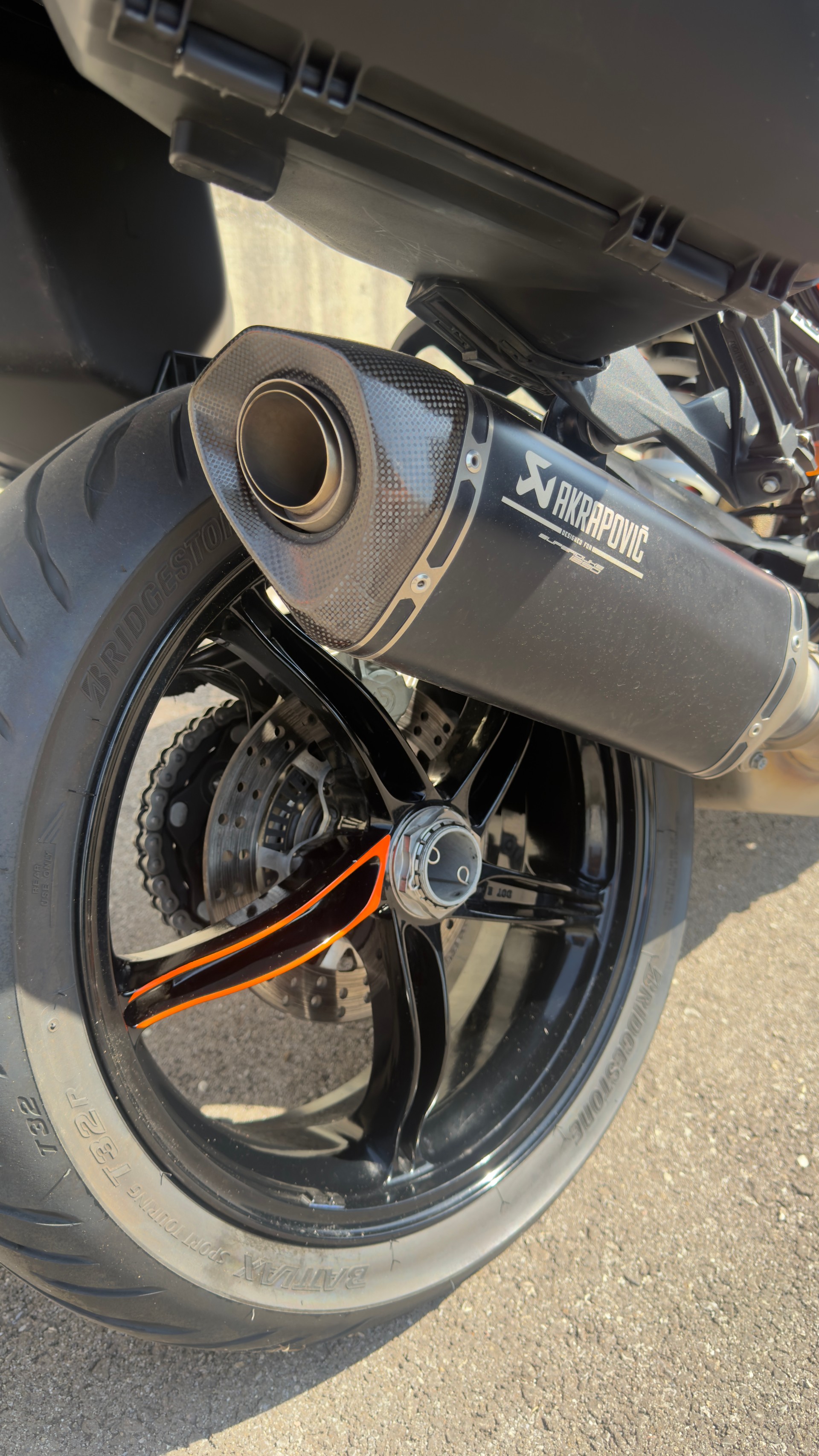 KTM 1290 Super Duke GT-image-7