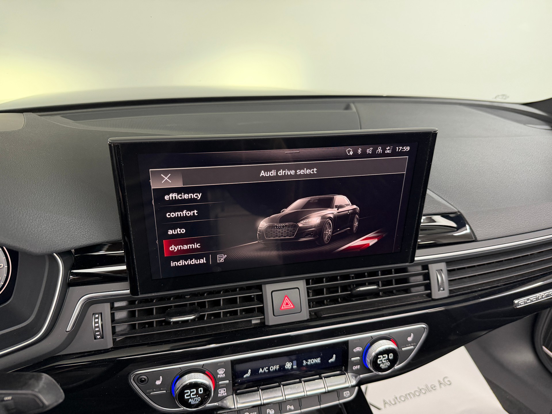 AUDI S5 Cabriolet 3.0 TFSI Mythos Black Metallicquattro 354PS tiptronic / 360° Kamera / Head-Up-Display / B&O Sound / S-Sportsitze /-image-14