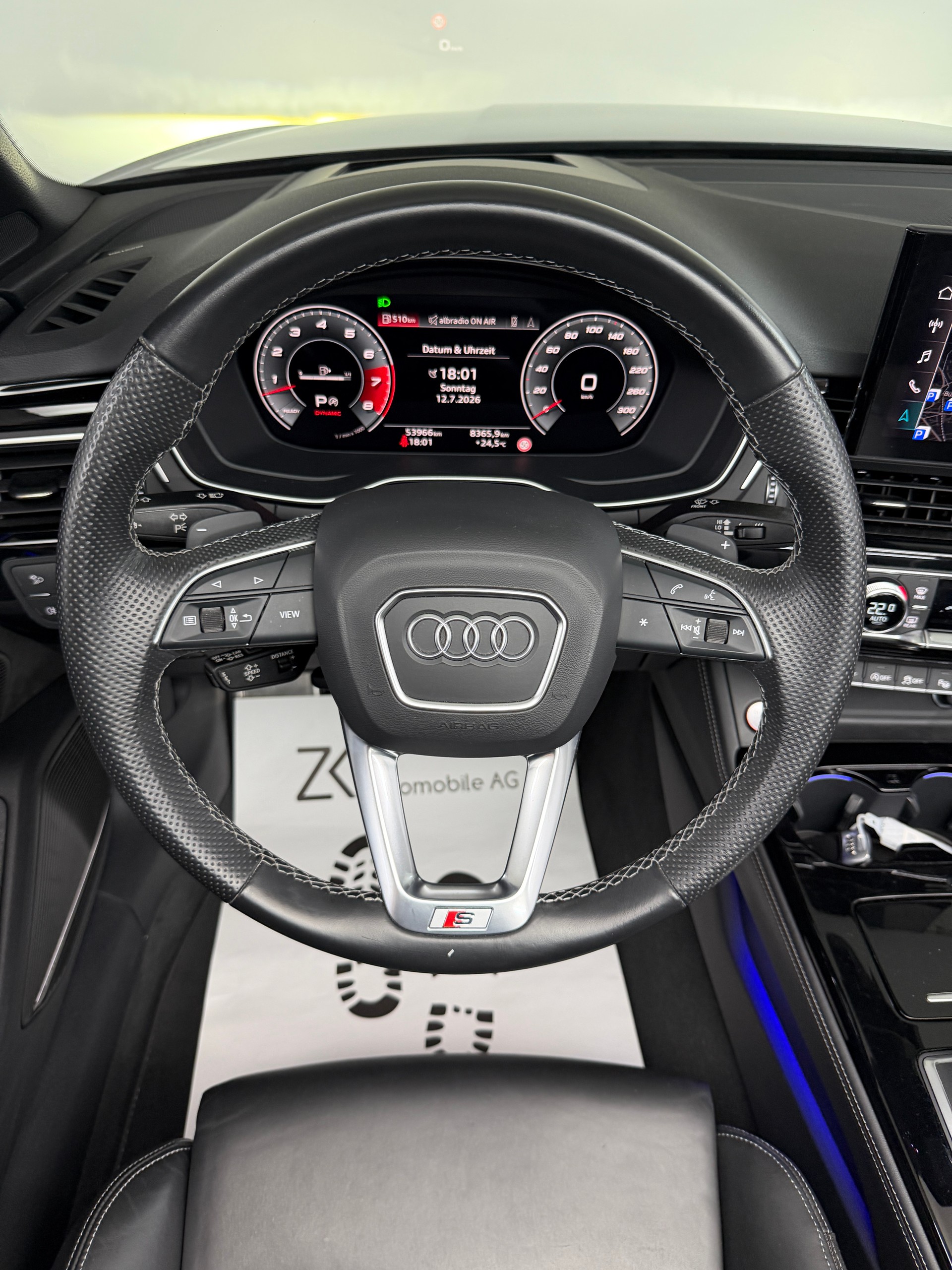AUDI S5 Cabriolet 3.0 TFSI Mythos Black Metallicquattro 354PS tiptronic / 360° Kamera / Head-Up-Display / B&O Sound / S-Sportsitze /-image-12