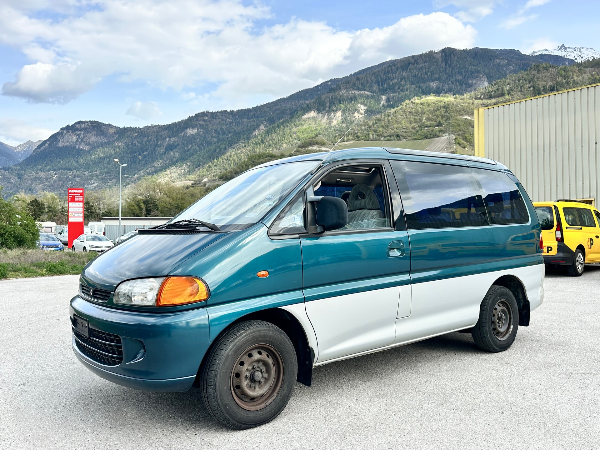 MITSUBISHI Space Gear 2.4 GLS Edit.-image-1