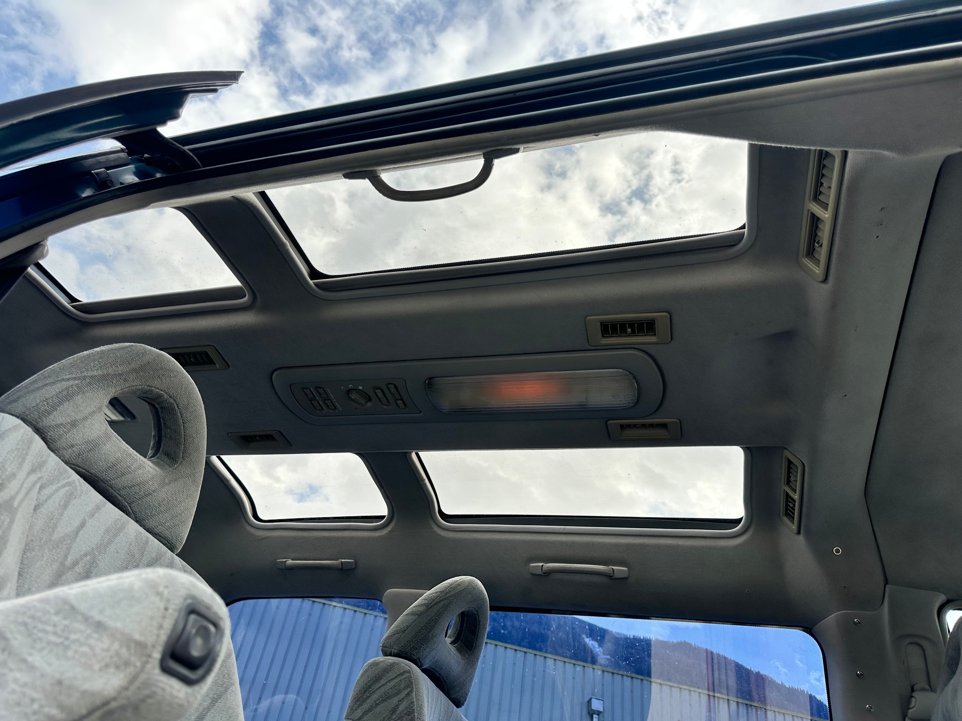 MITSUBISHI Space Gear 2.4 GLS Edit.-image-14