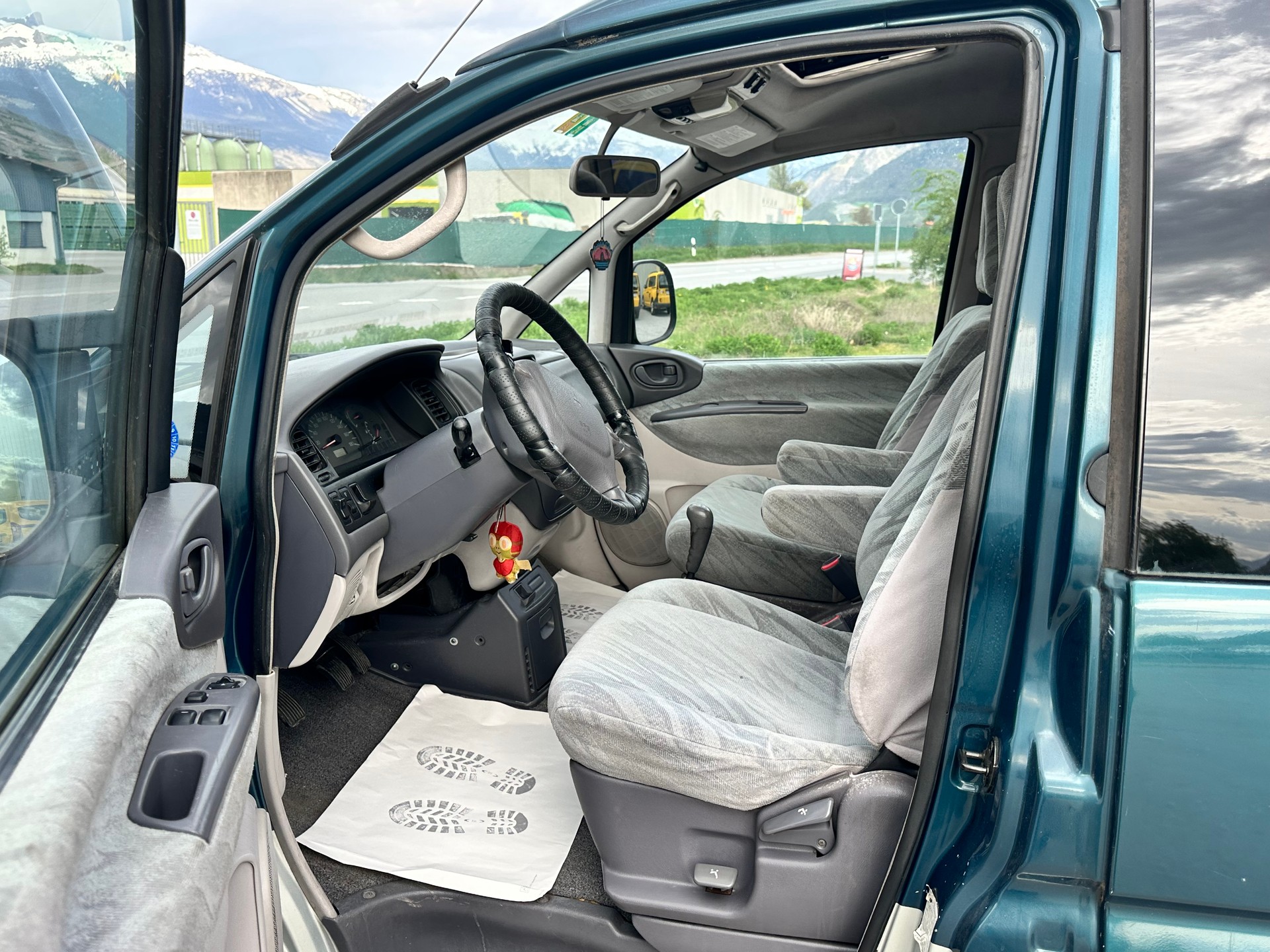 MITSUBISHI Space Gear 2.4 GLS Edit.-image-8