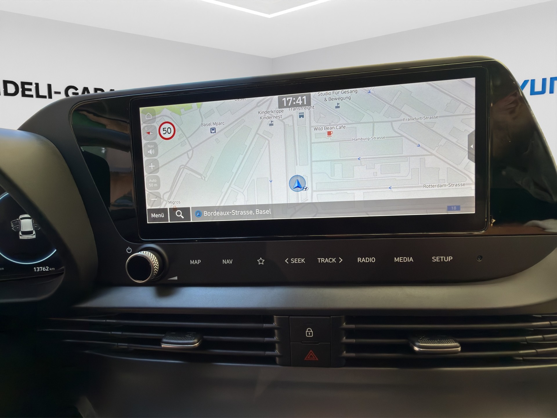 HYUNDAI i20 1.0 T-GDi Amplia DCT-image-15