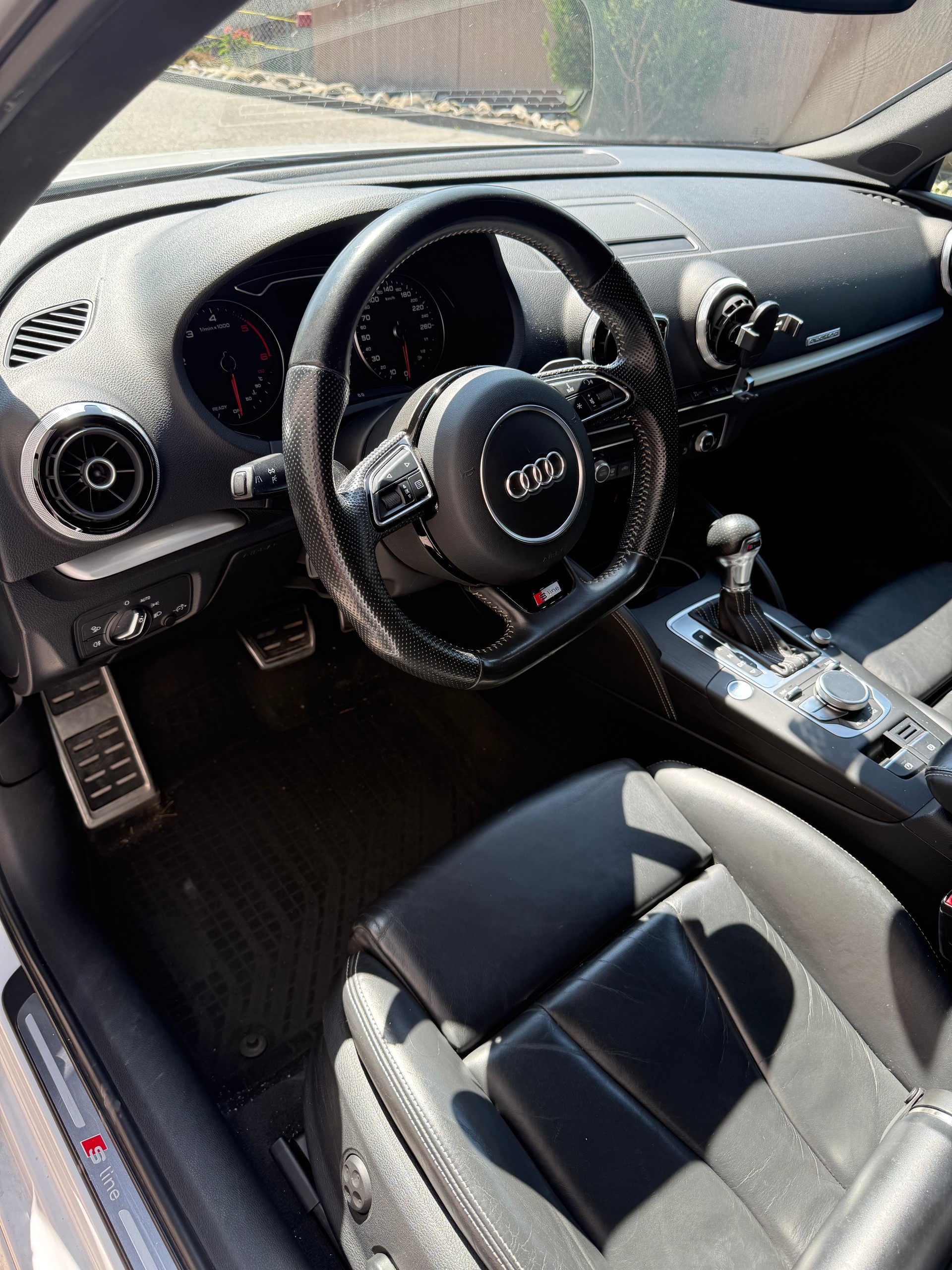 AUDI 2.0 TDI 184 Ambition qu. S-Tr. | Top Ausstattung | quattro | Panorama | Leder-image-2
