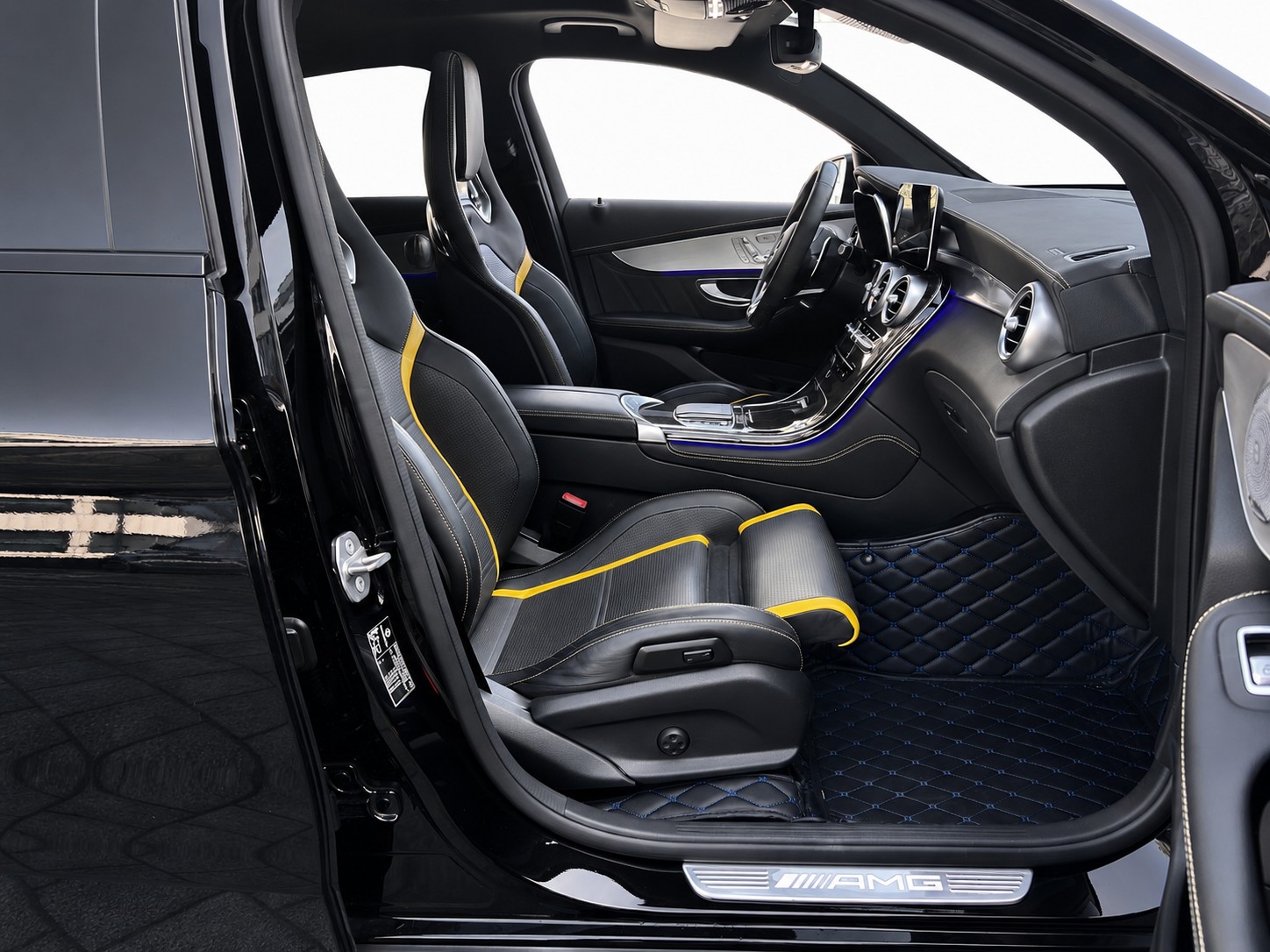 MERCEDES-BENZ GLC 63 S AMG 4m+ Coupé 22 zoll Haxer Felgen CH FAHZEUG-image-7