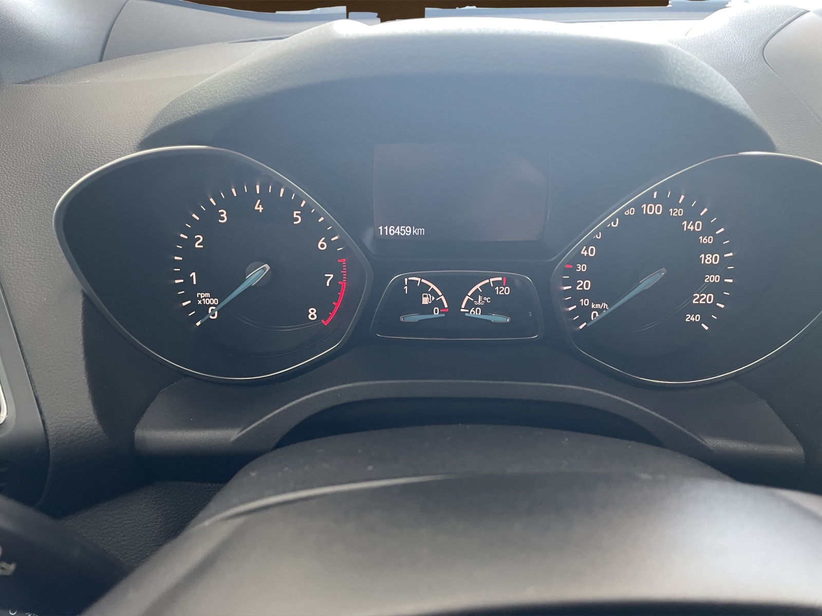 FORD Kuga 1.5 EcoB 176 ST-Line-image-10