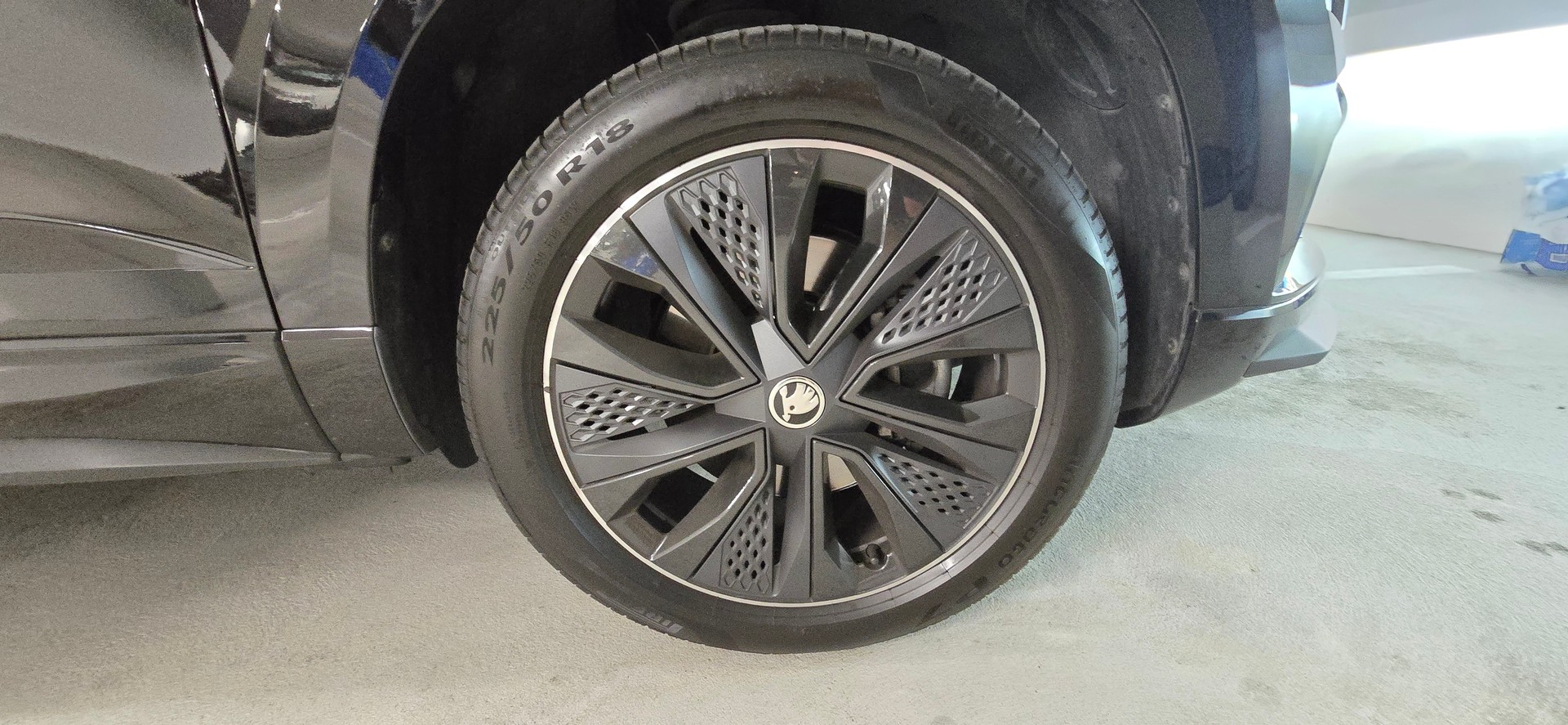 SKODA Karoq 2.0 TSI SportLine 4x4 DSG-image-4