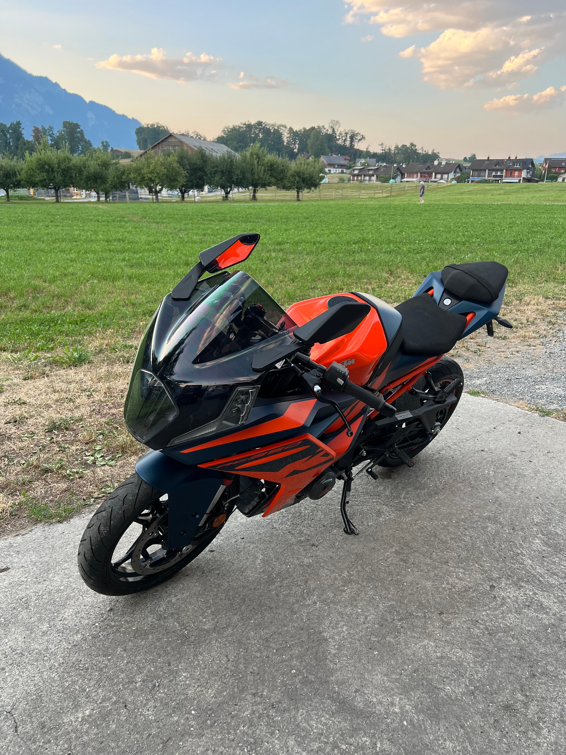 KTM RC 390-image-3