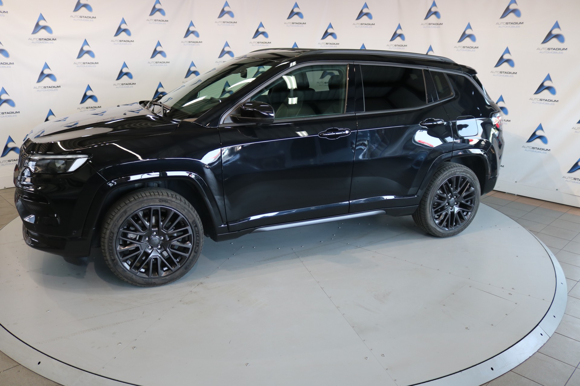 JEEP Compass 1.3 T PHEV Limited AWD-image-12