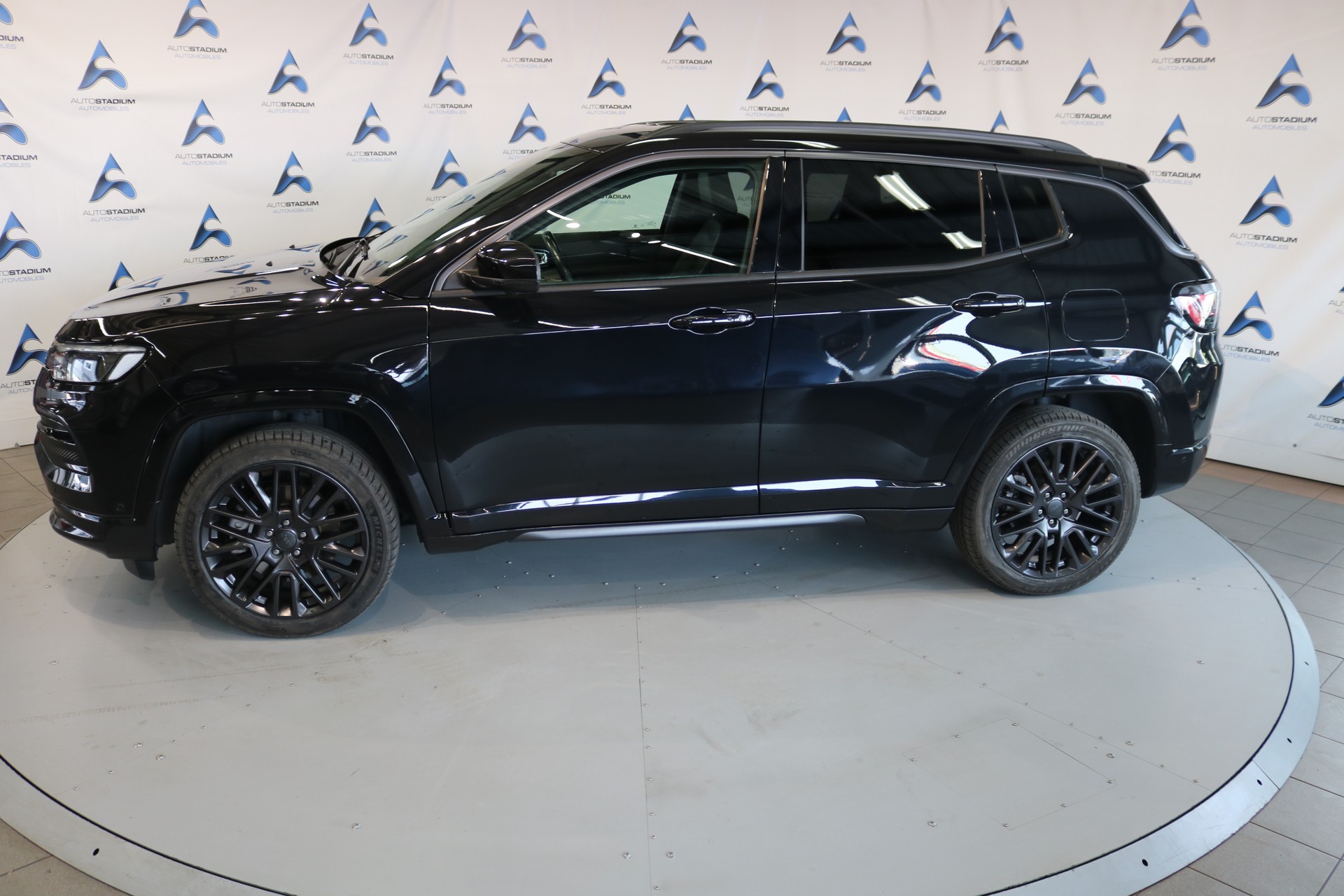 JEEP Compass 1.3 T PHEV Limited AWD-image-13