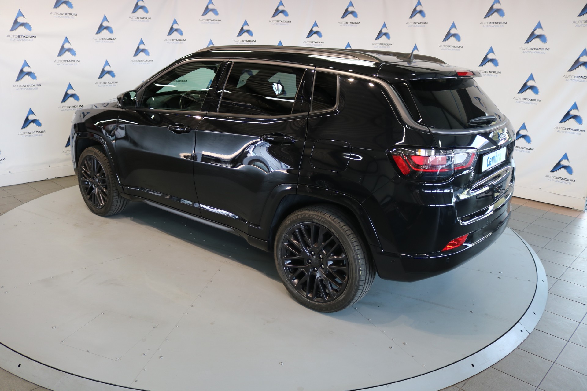 JEEP Compass 1.3 T PHEV Limited AWD-image-17
