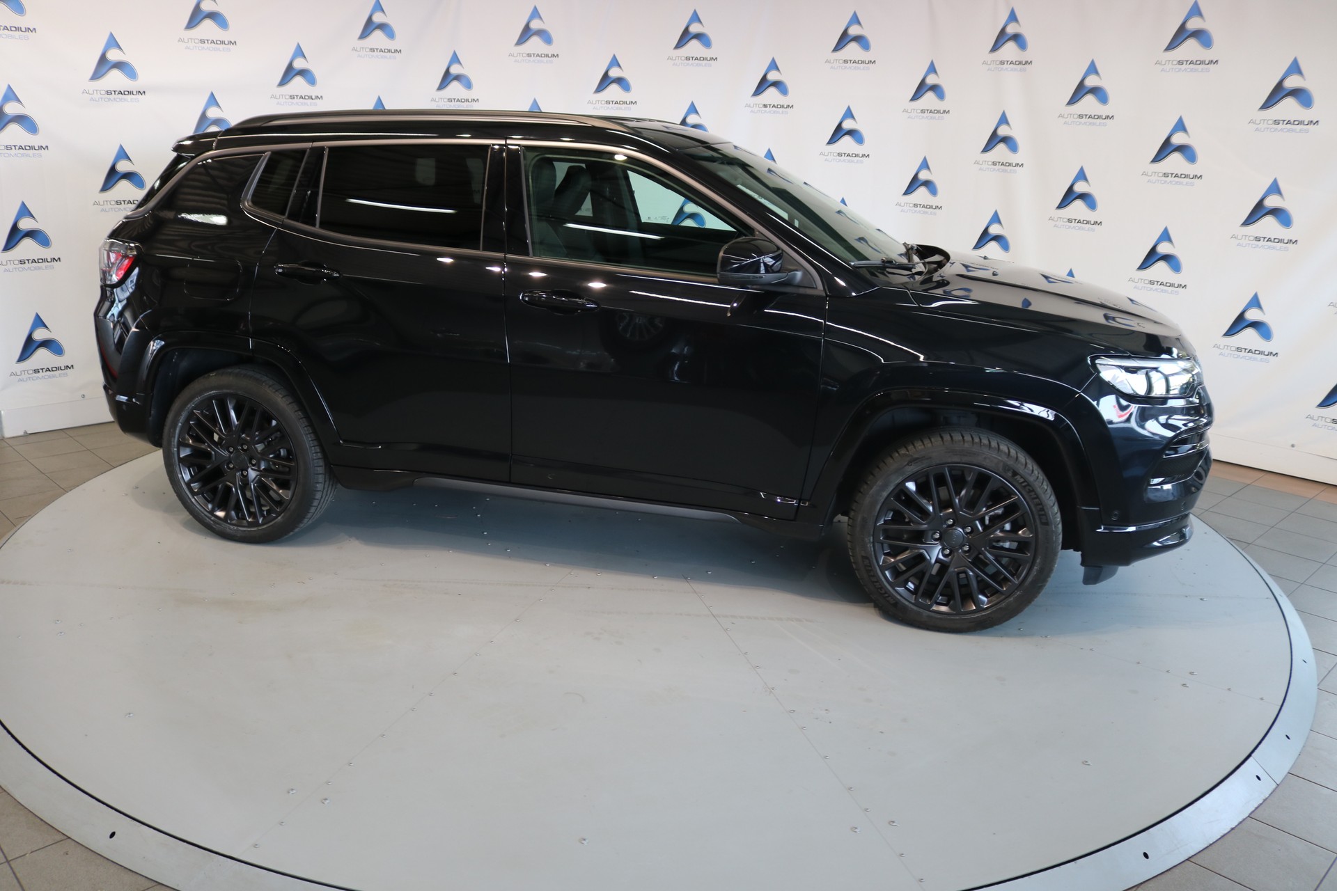 JEEP Compass 1.3 T PHEV Limited AWD-image-29